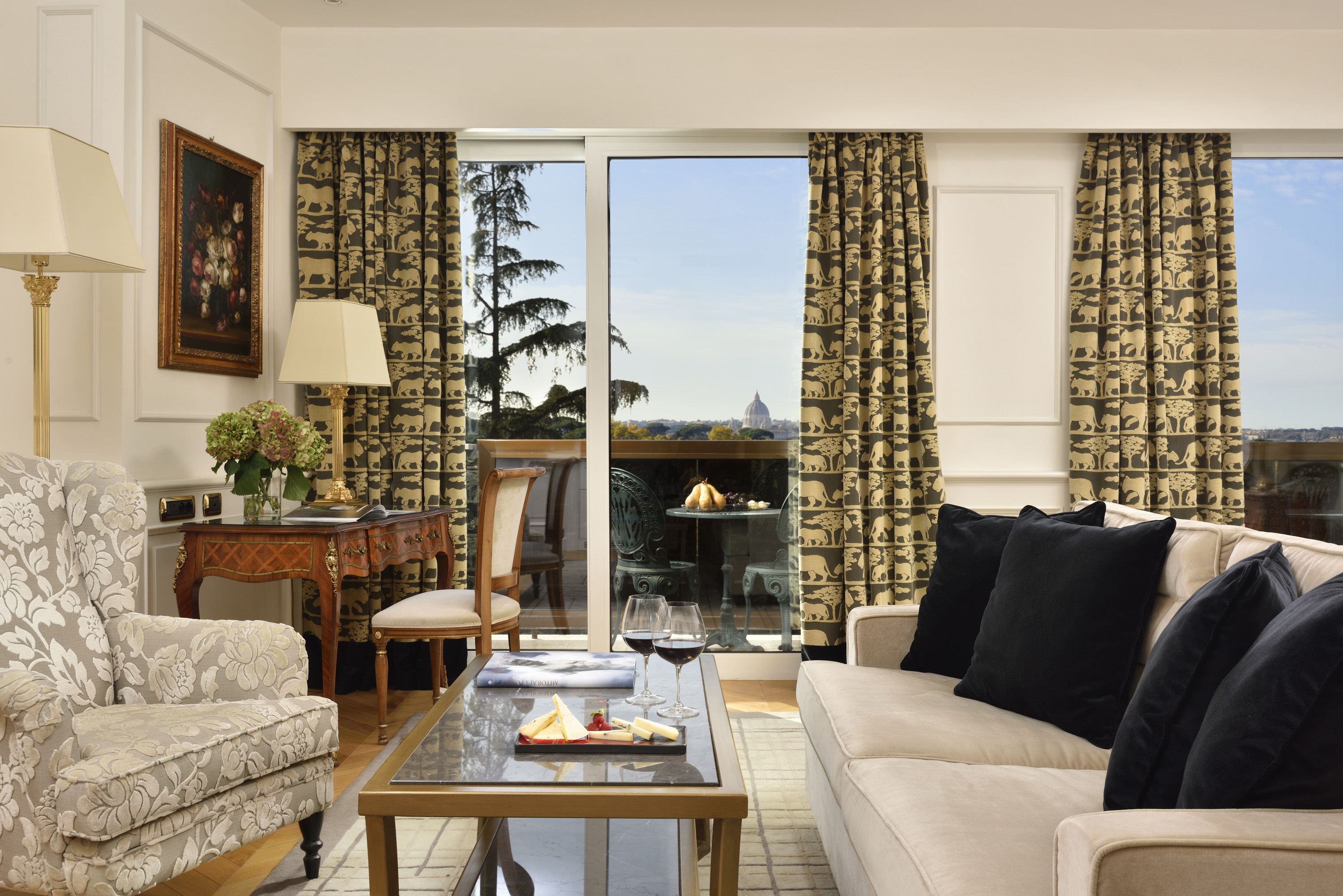 Junior Suite Executive City View