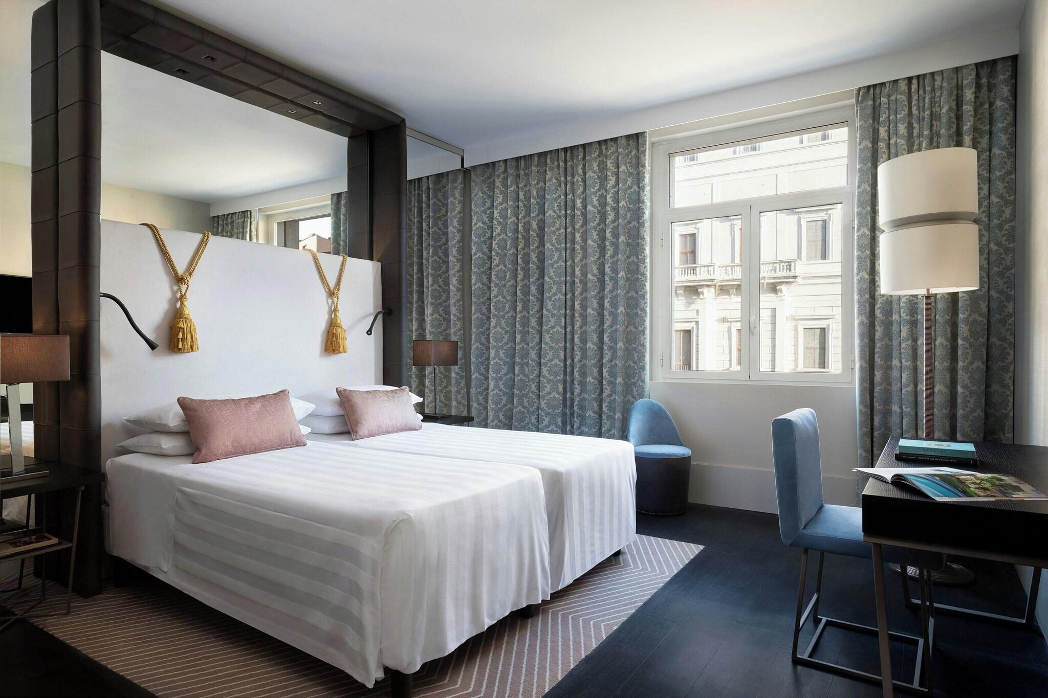 Double Deluxe with Views