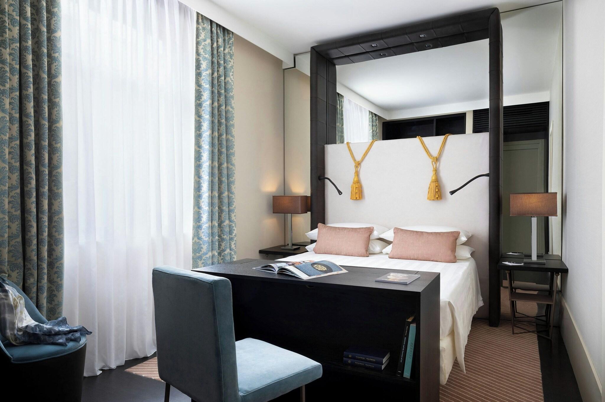 Double Superior Queen Bed