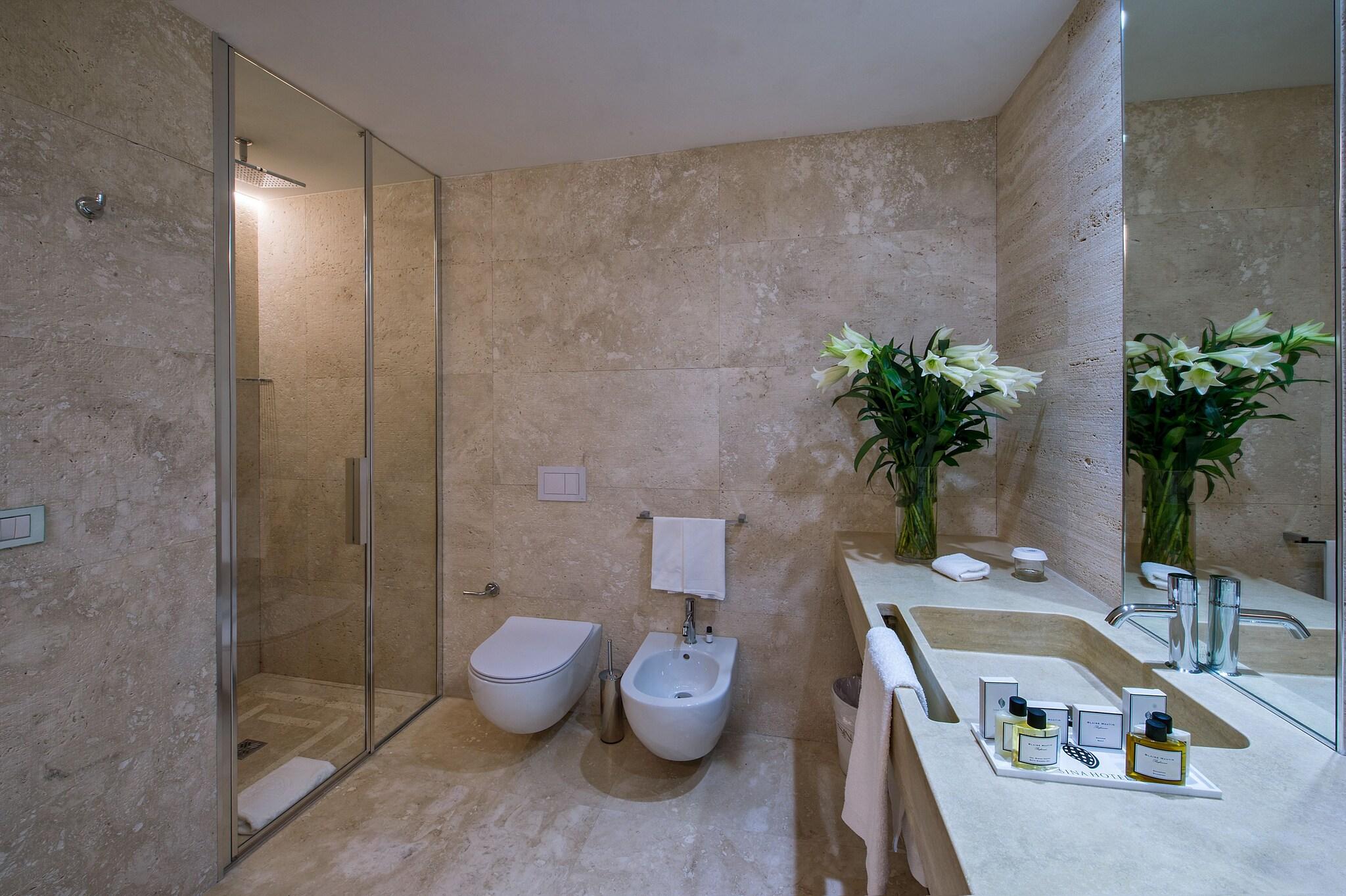 Double Deluxe with Views