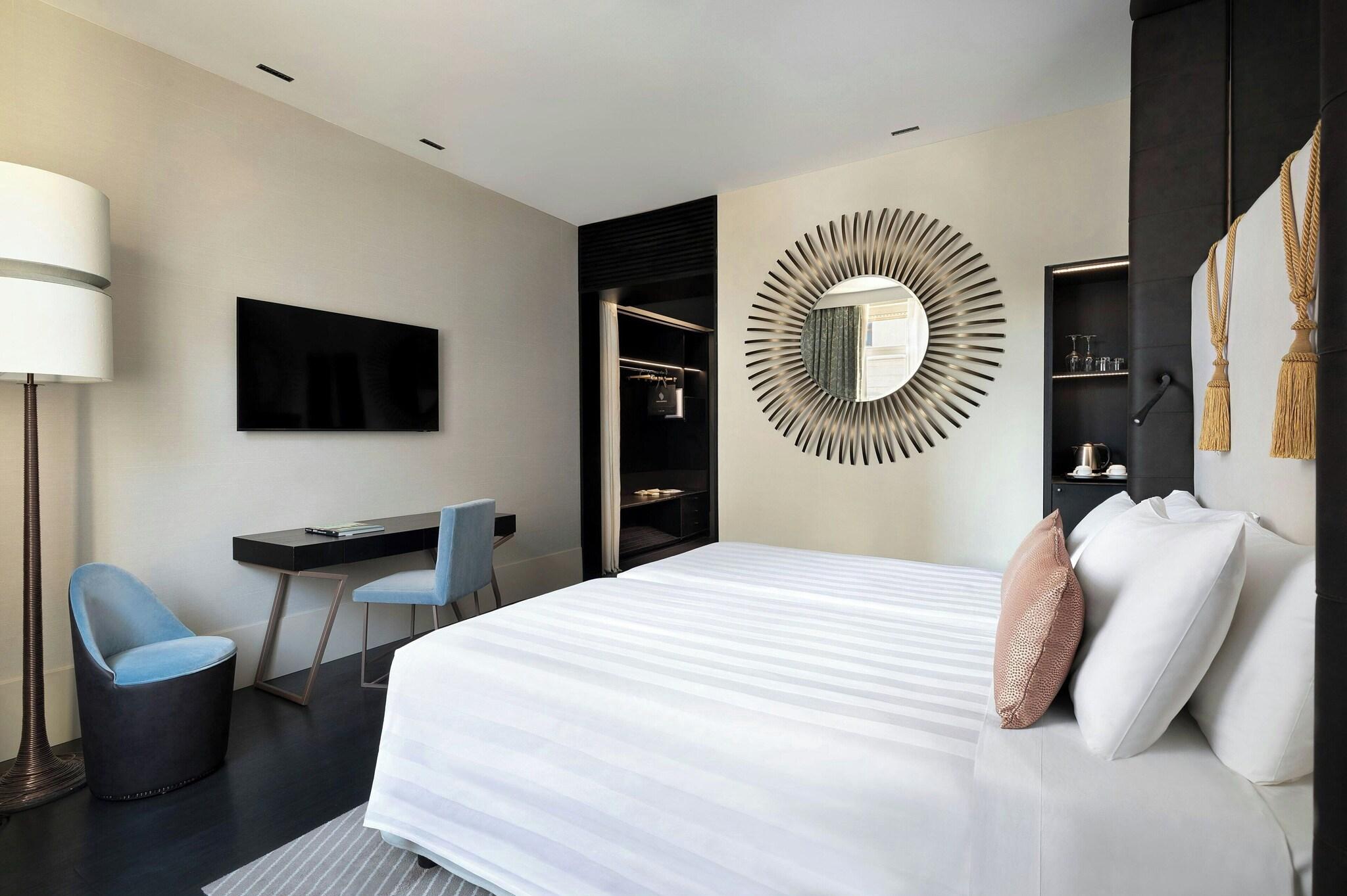 Twin Superior with Views