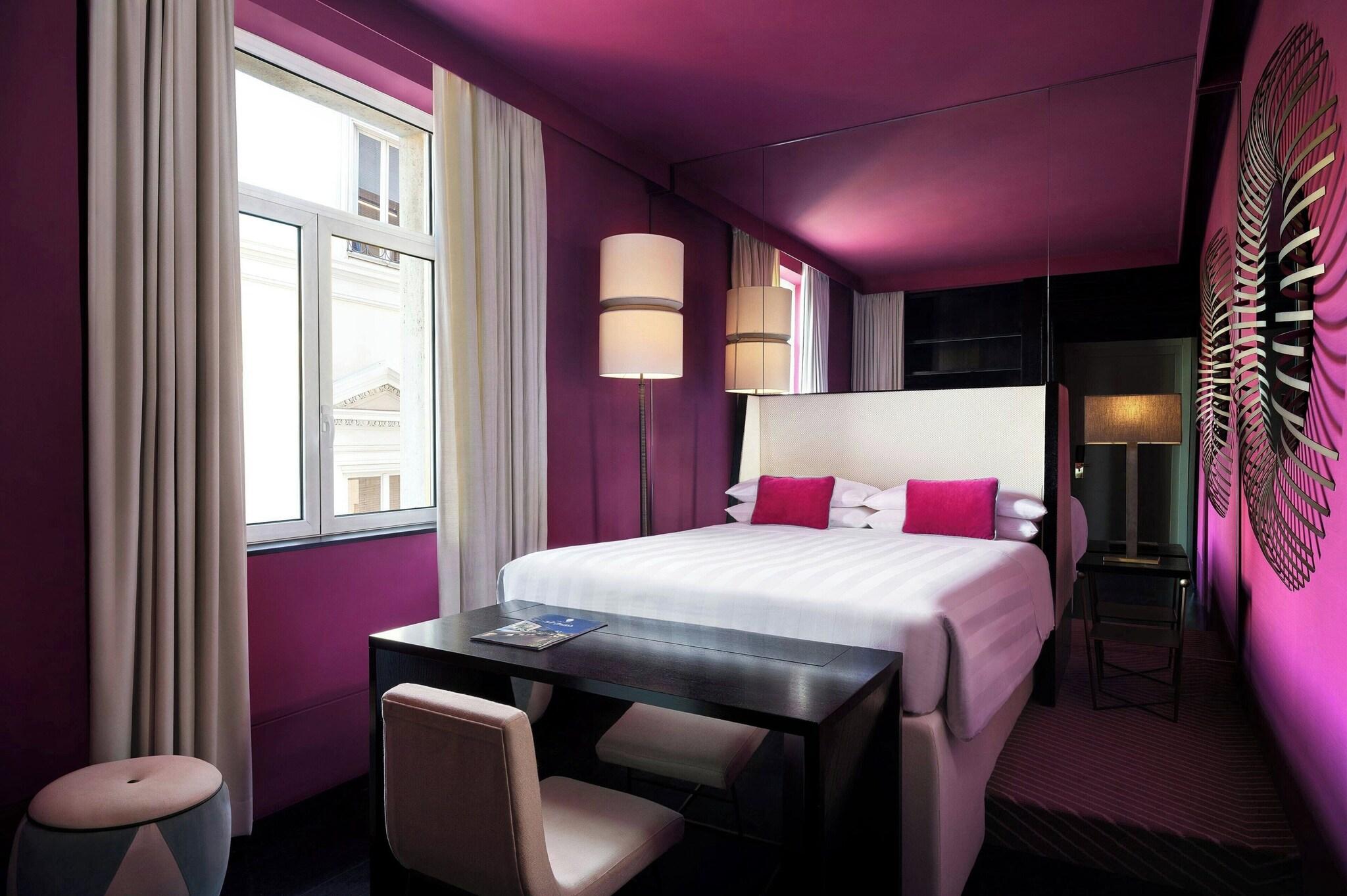 Double Superior Queen Bed