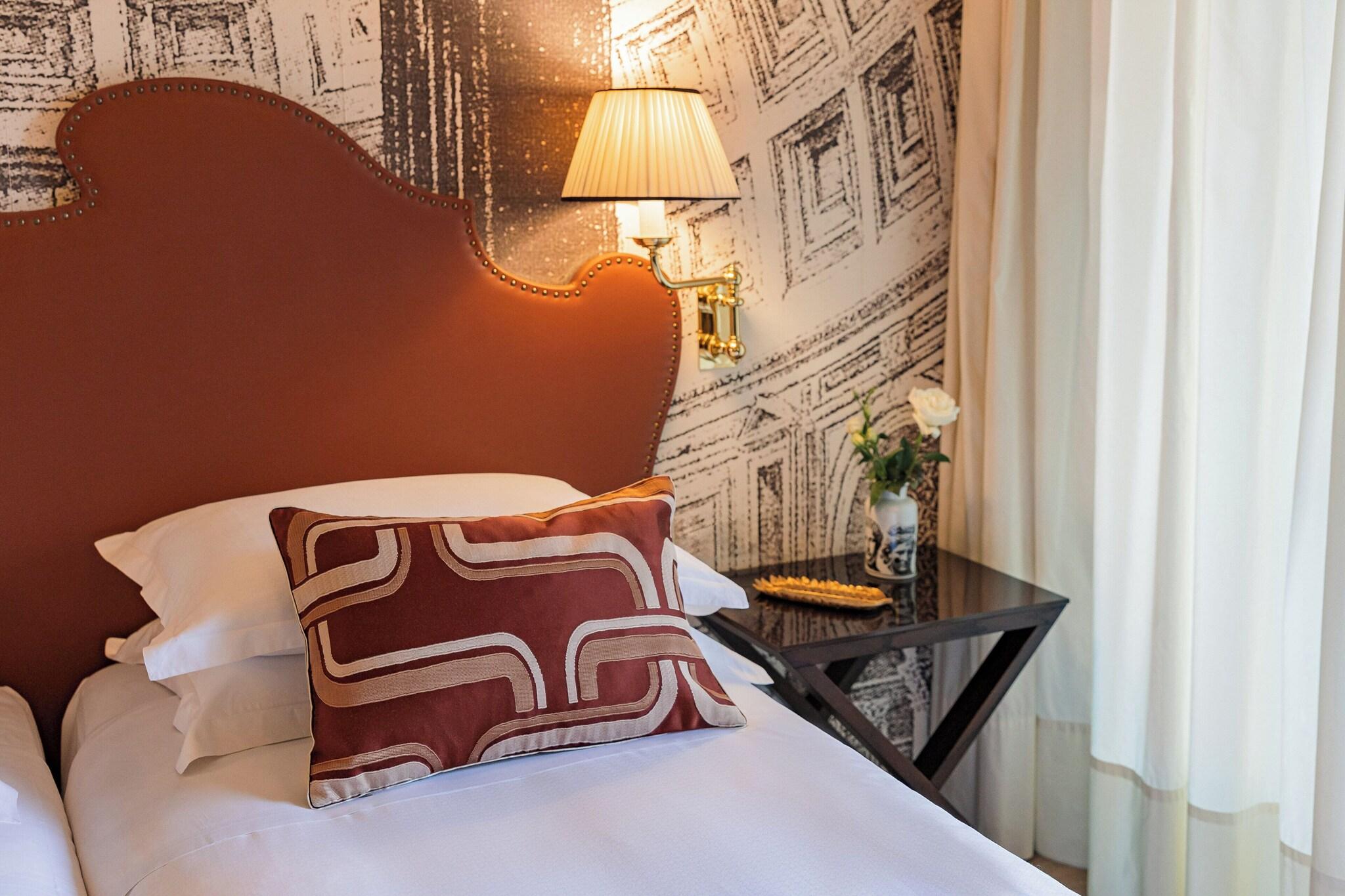 Double or Twin Deluxe