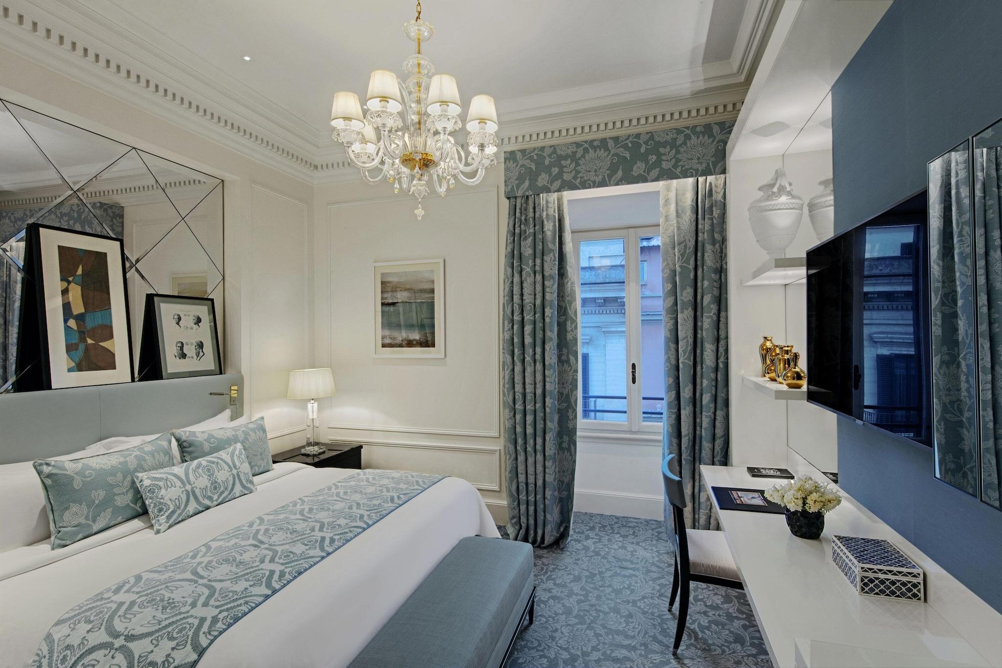 Double Deluxe King Bed