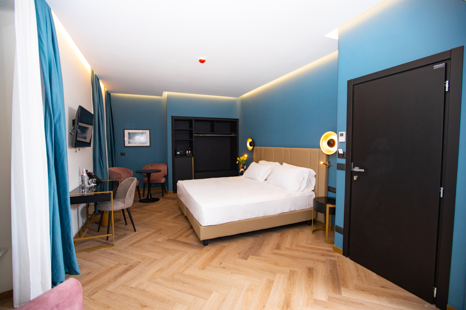 Double Deluxe with Views