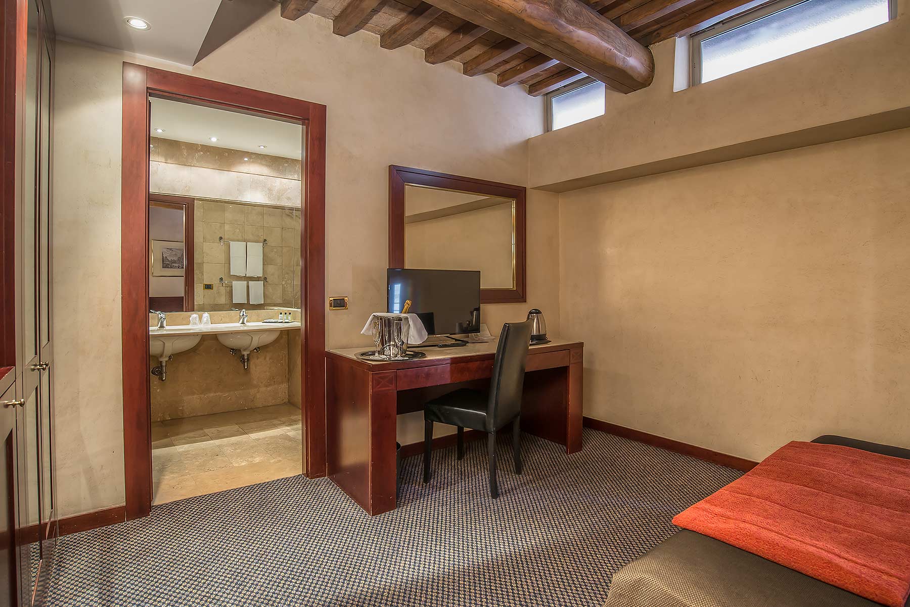 Double or Twin Superior