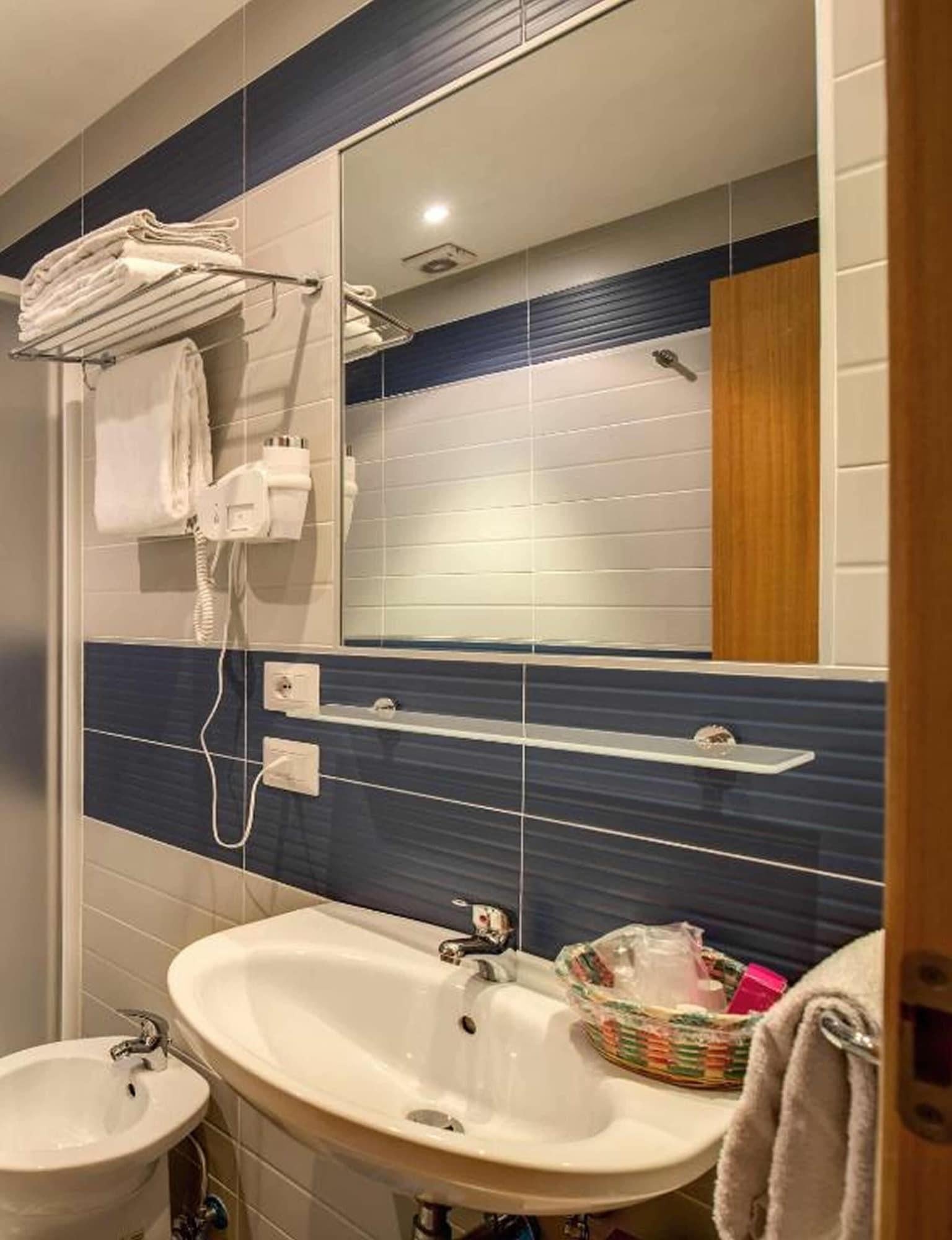 Quadruple Three Beds