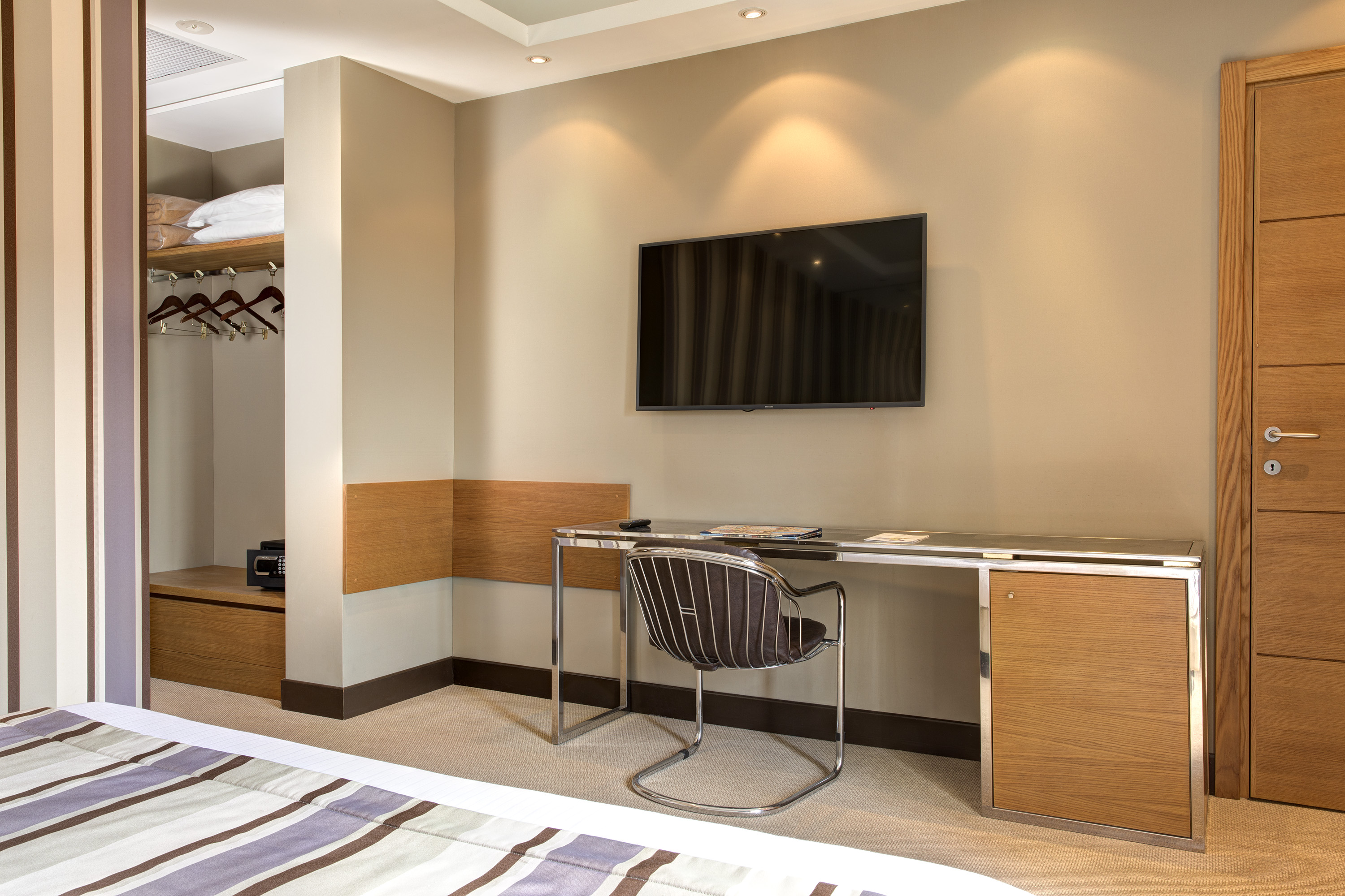 Double or Twin Superior