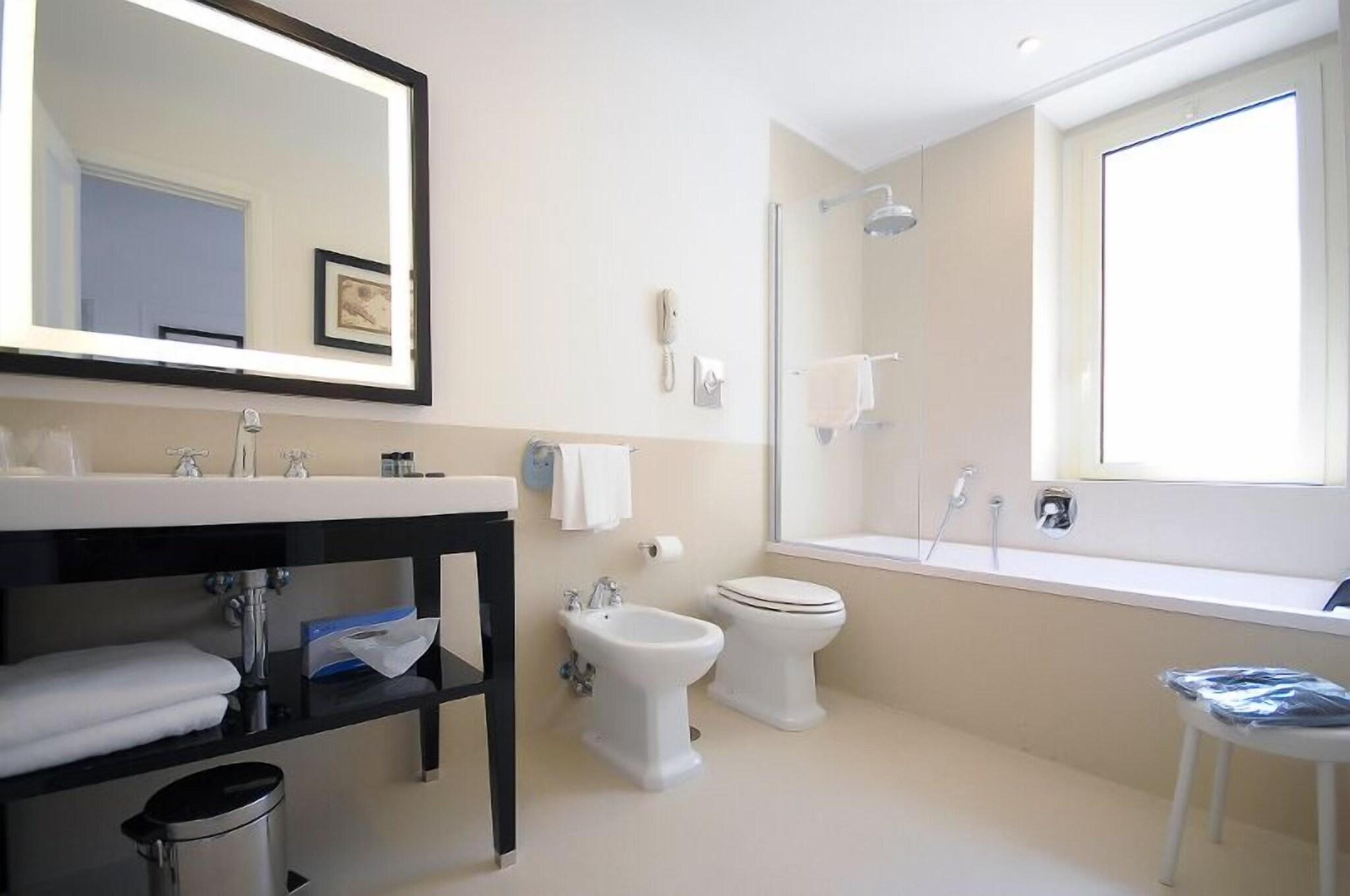 Suite with Double Bed