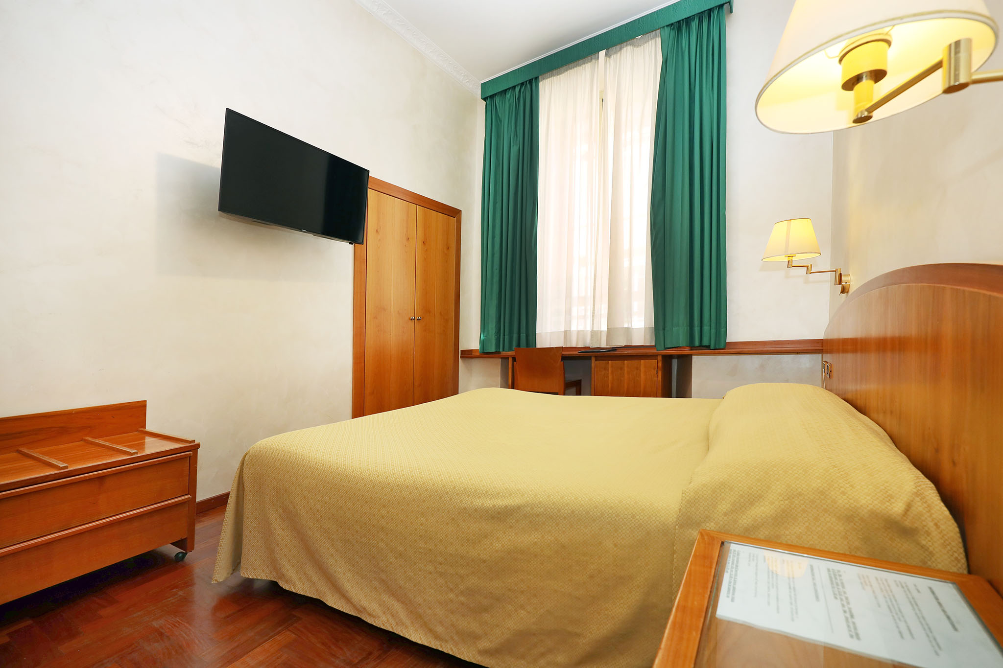 Double or Twin Standard