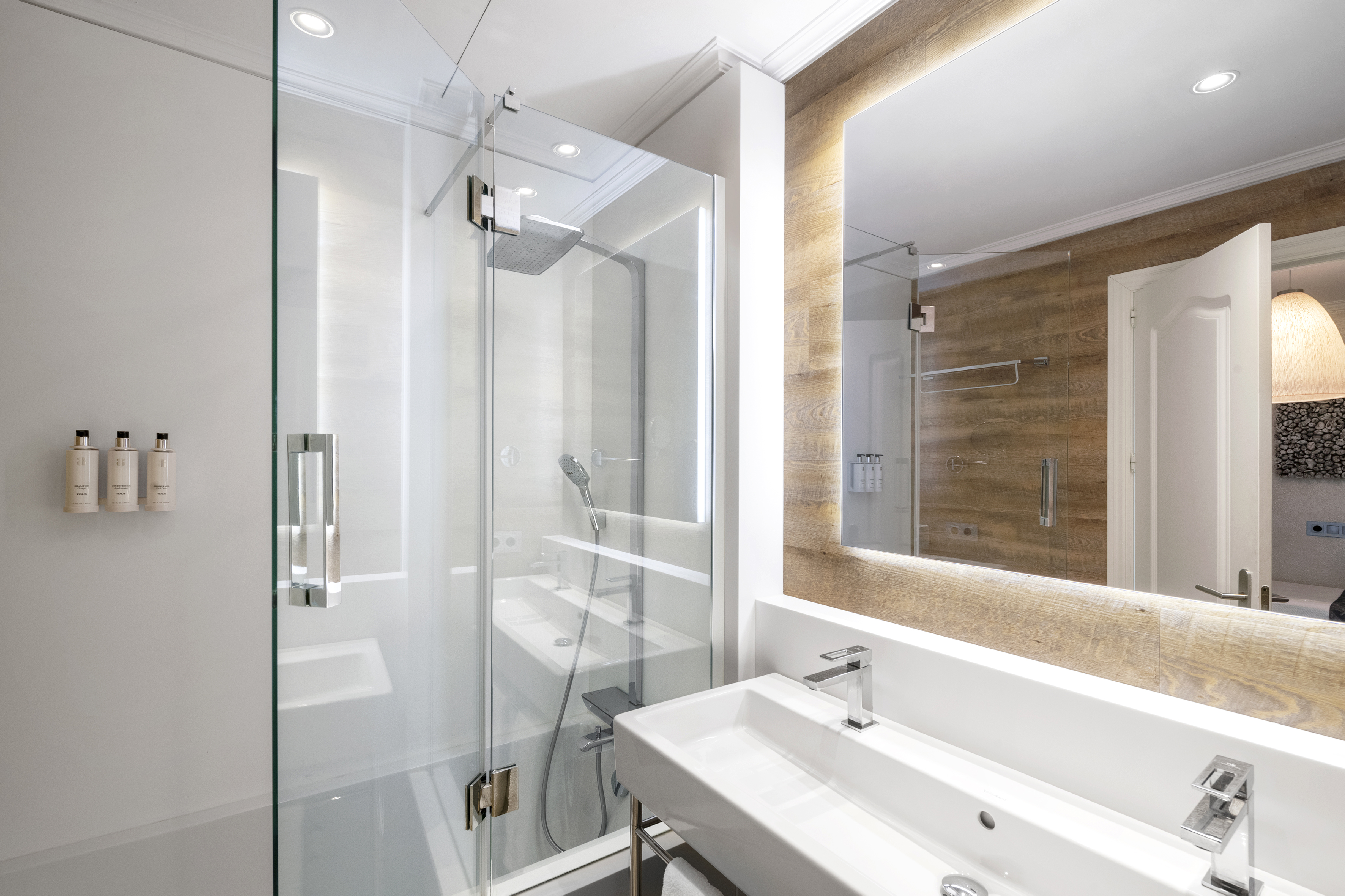 Family Room Garden View