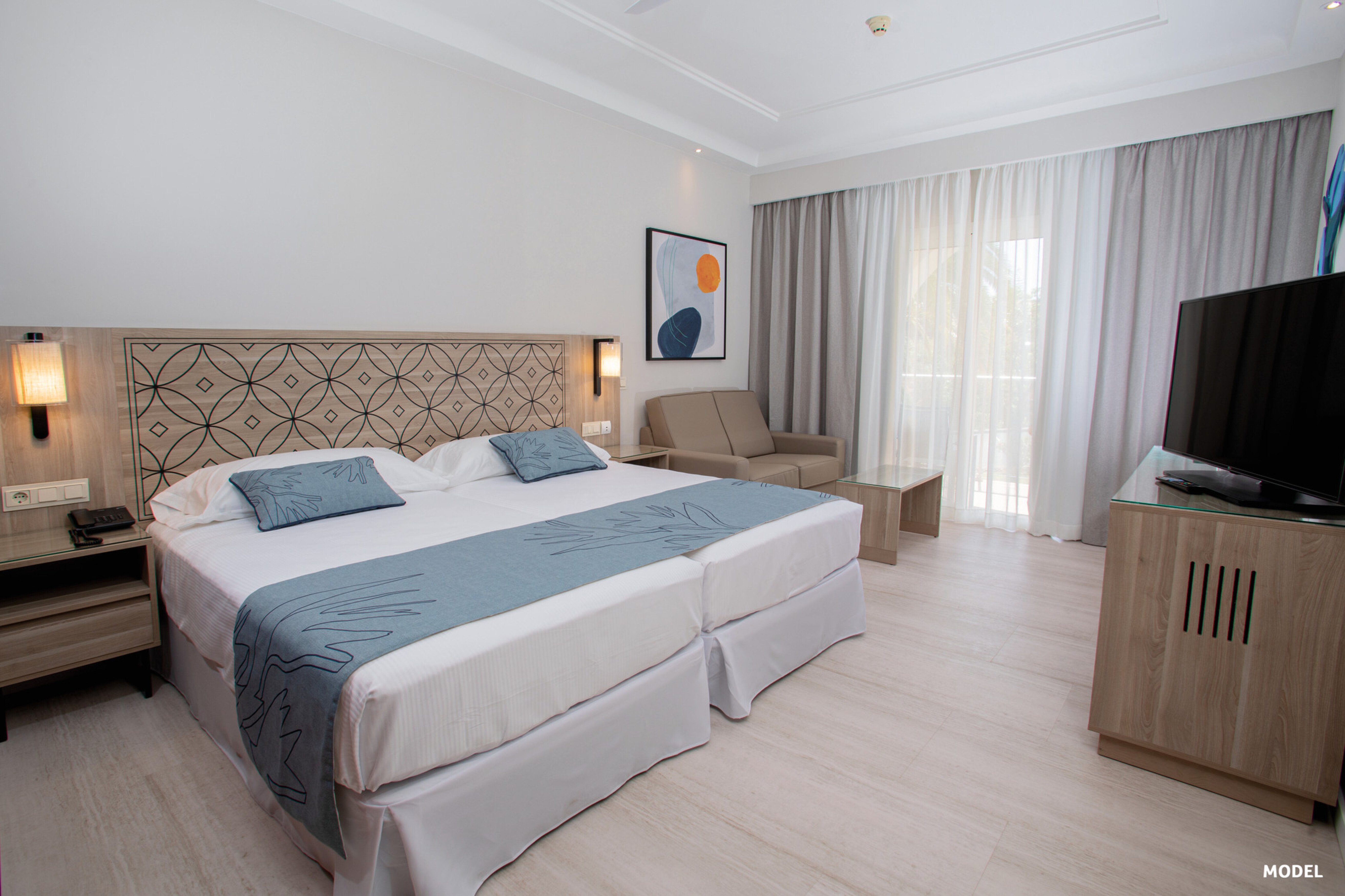 Double or Twin Standard