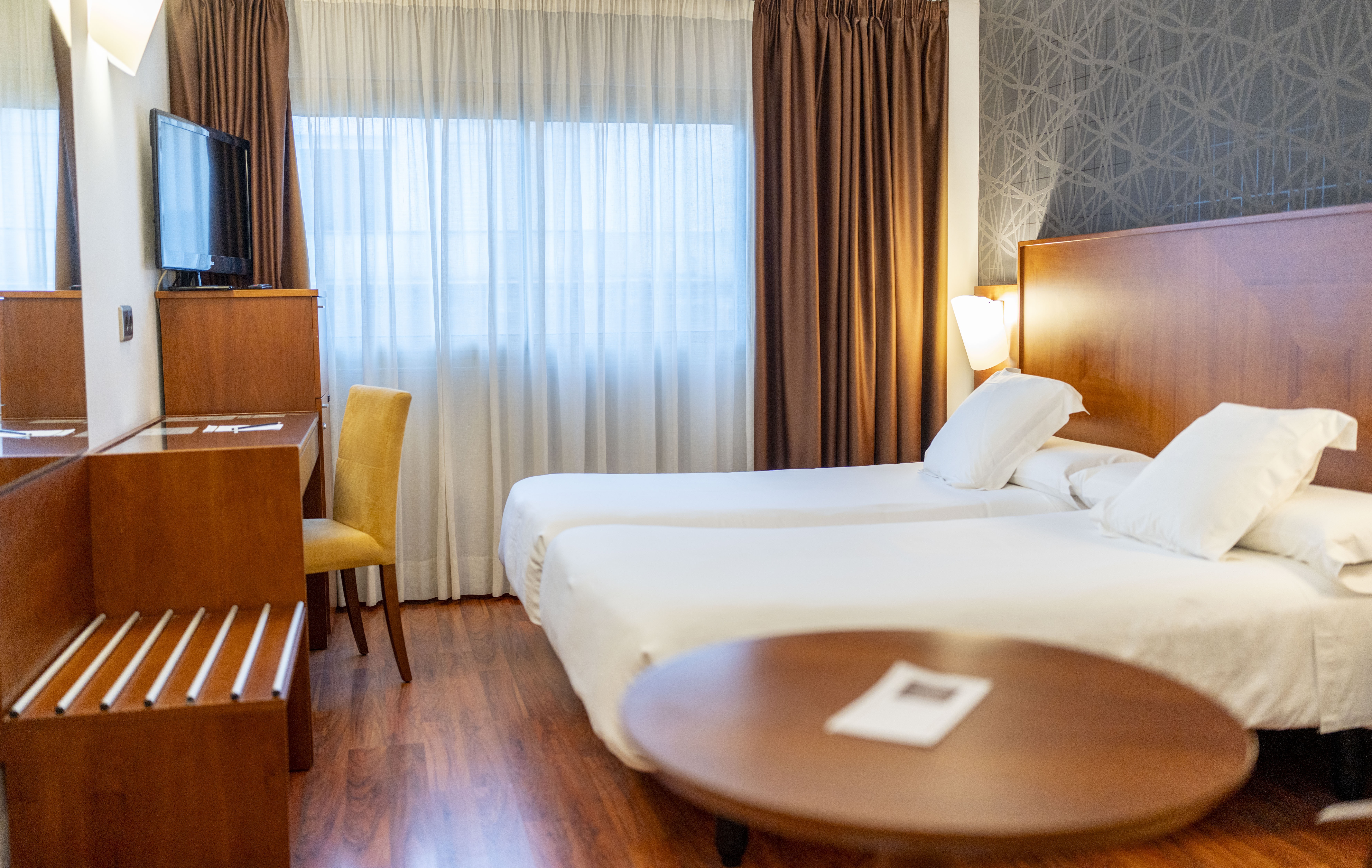 Double or Twin Standard