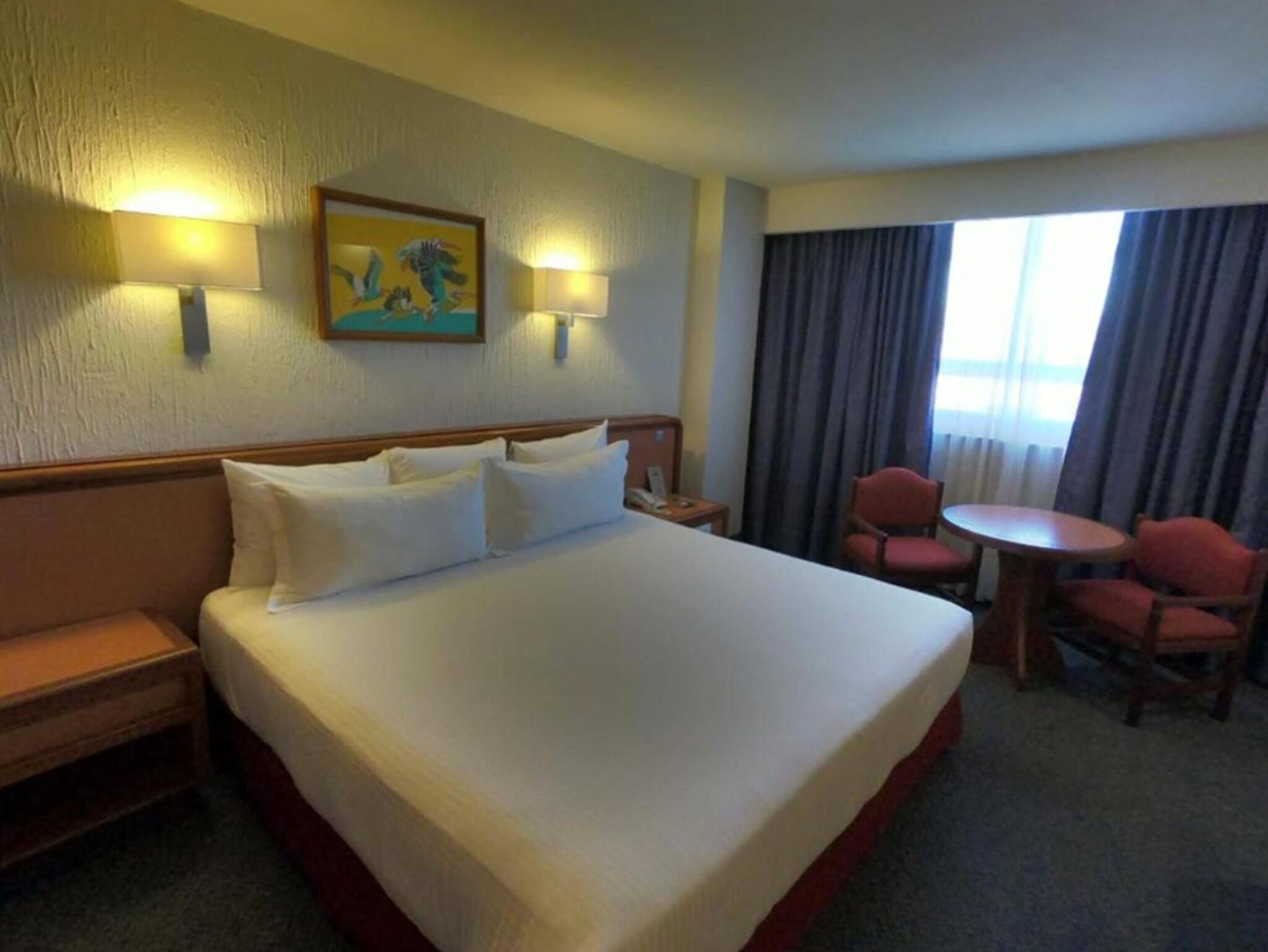 Double King Size Bed