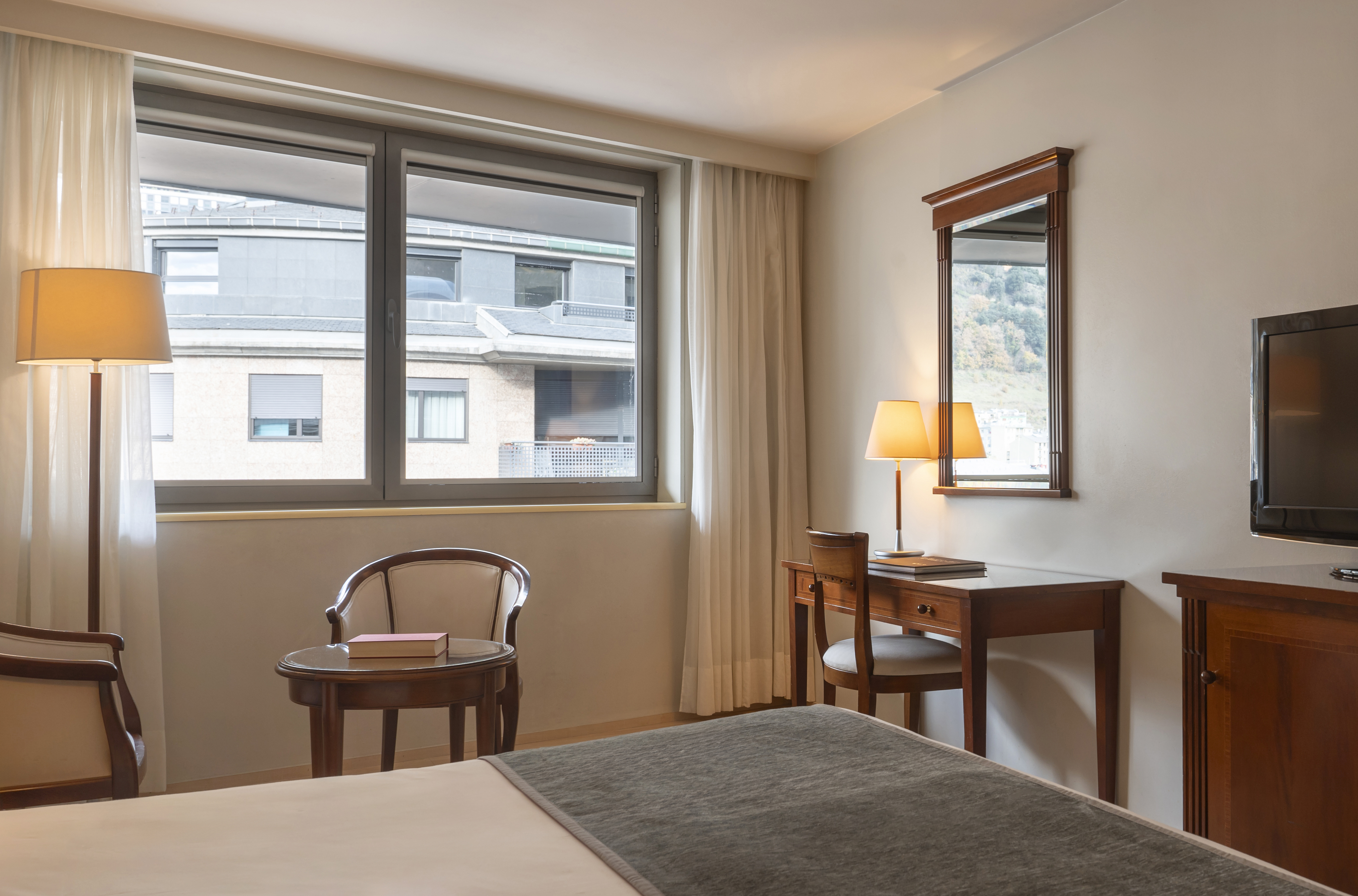 Double or Twin Standard