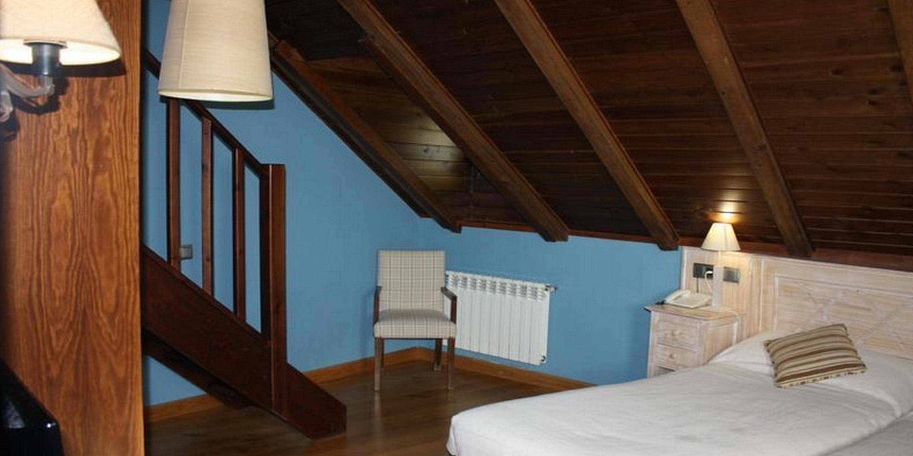 Double or Twin Capacity 4