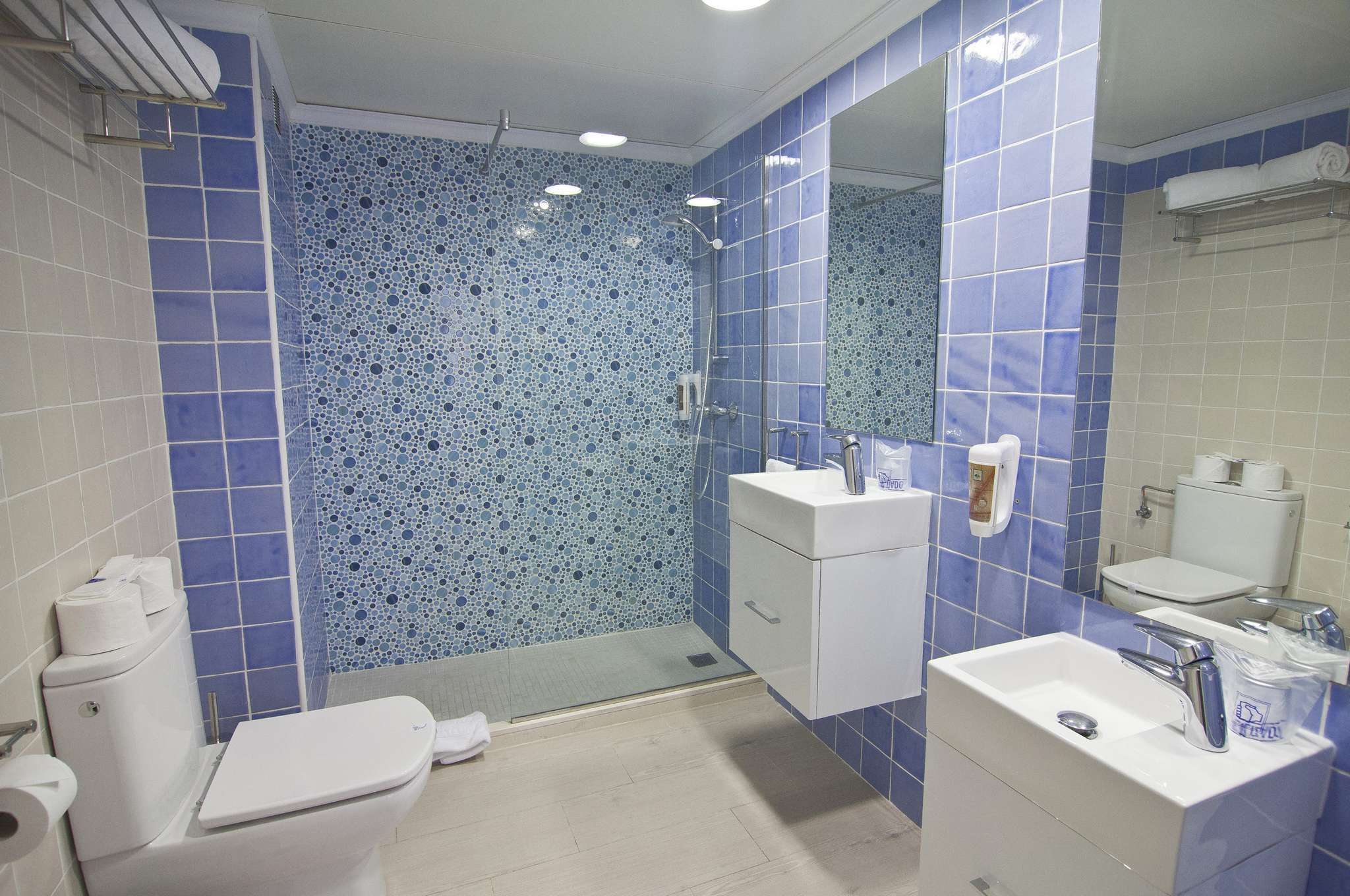 Apartment Capacity 5