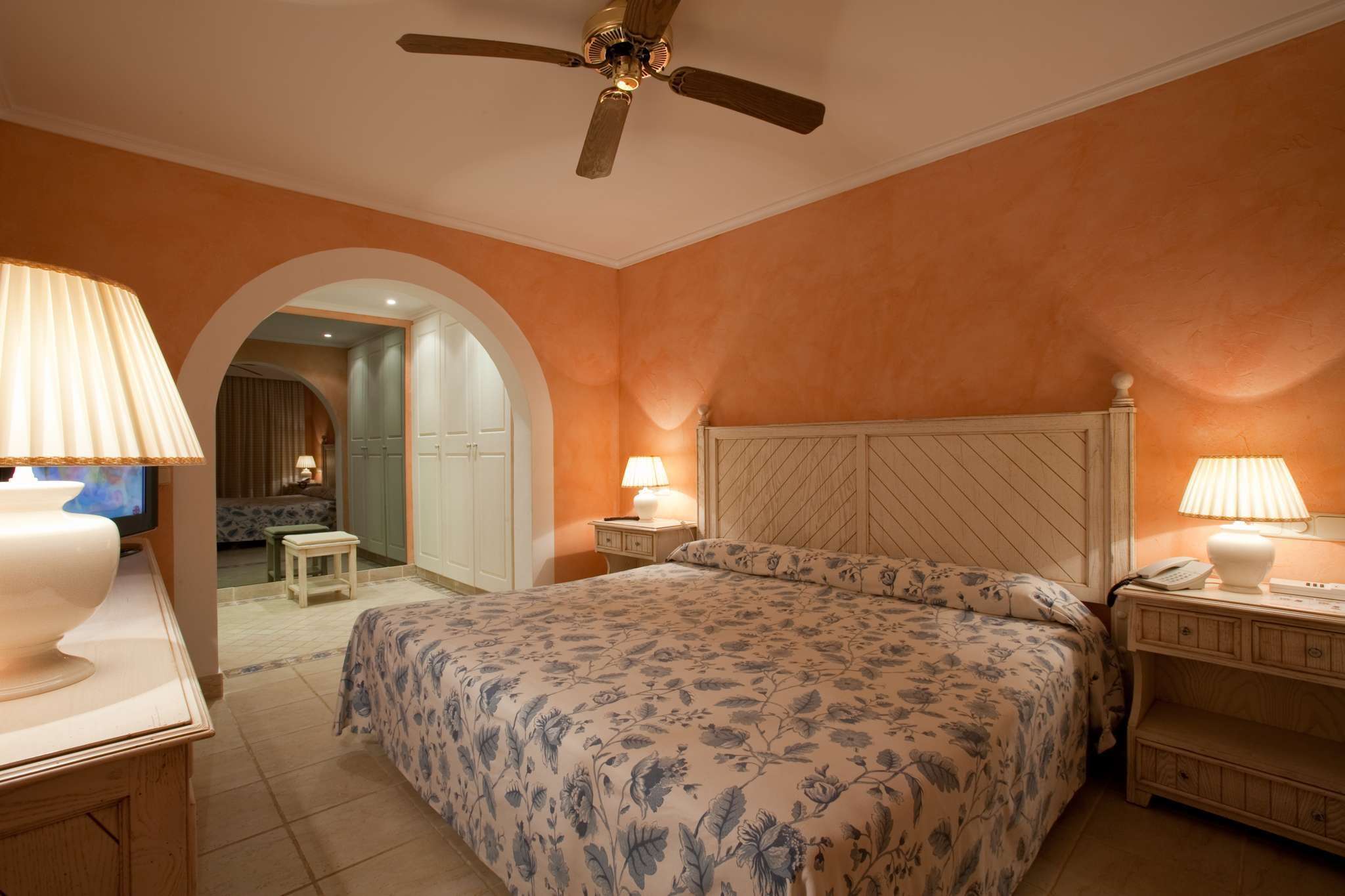 Apartment Capacity 4