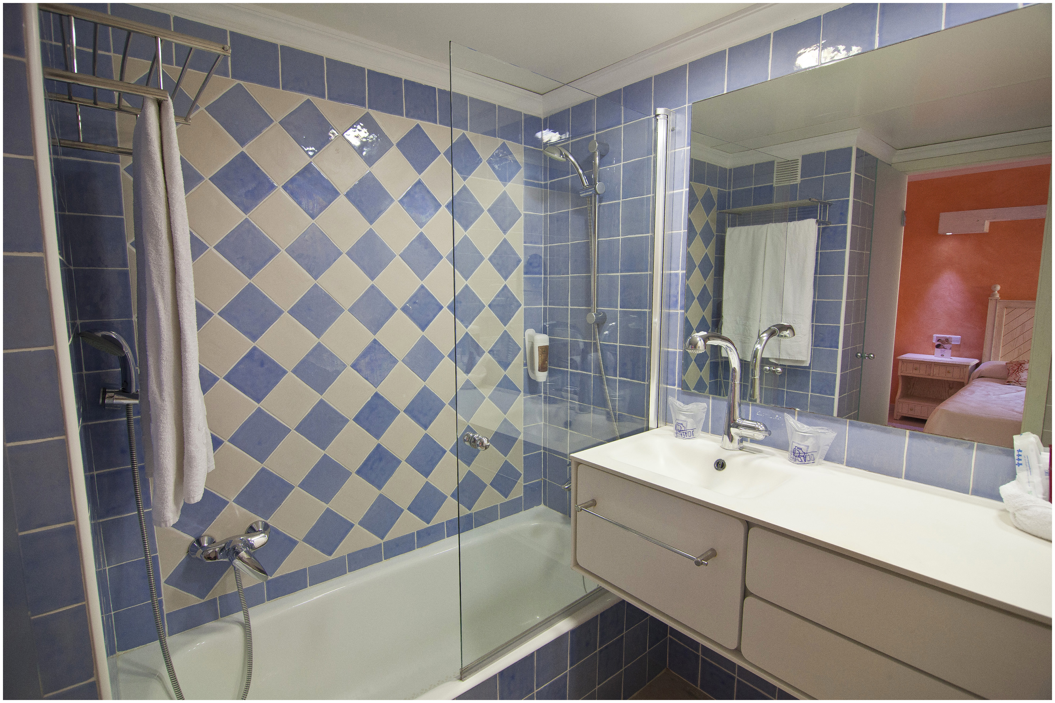 Apartment Capacity 5 Two Bedrooms