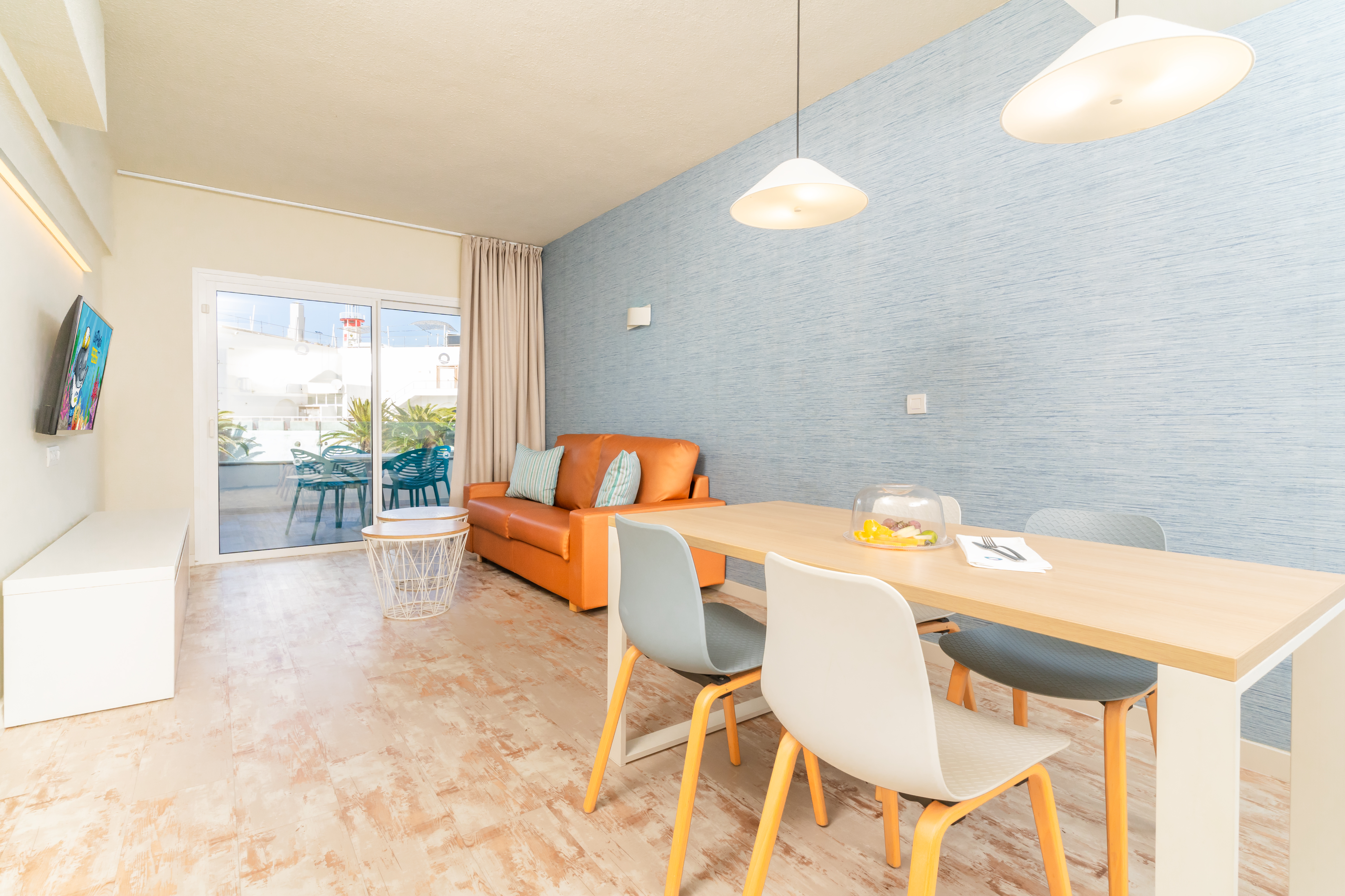 Apartment Capacity 4