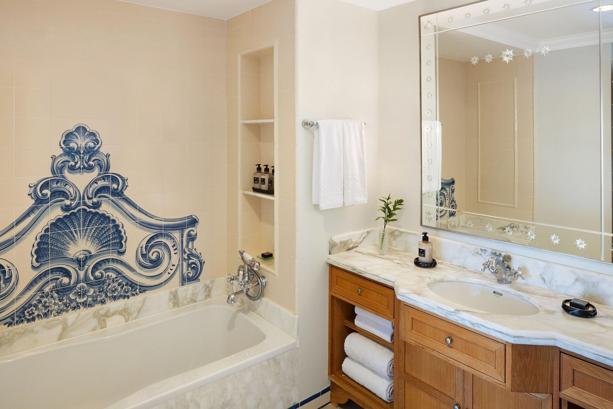 Room Two Double Beds