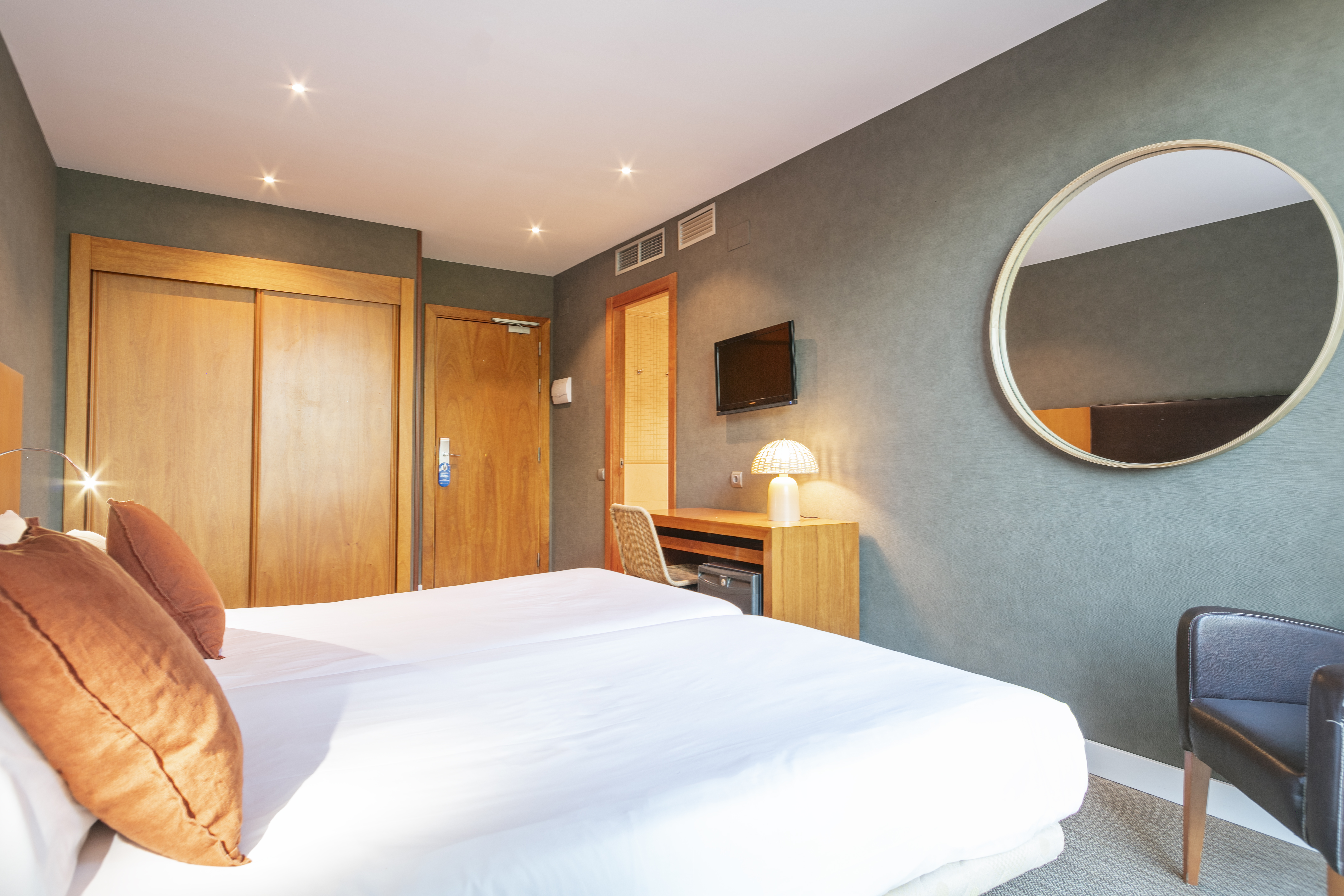 Double or Twin Superior