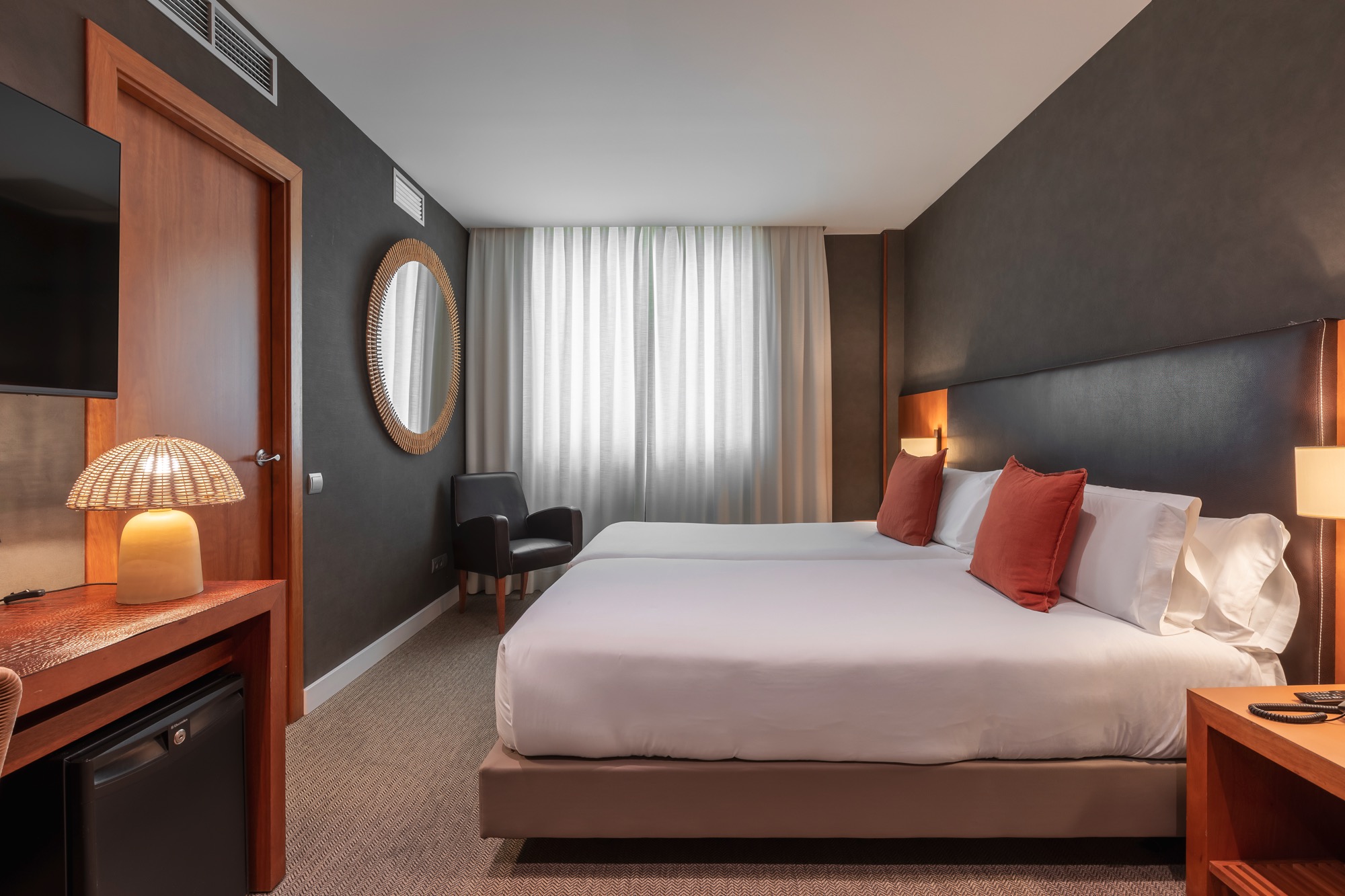 Double or Twin Standard