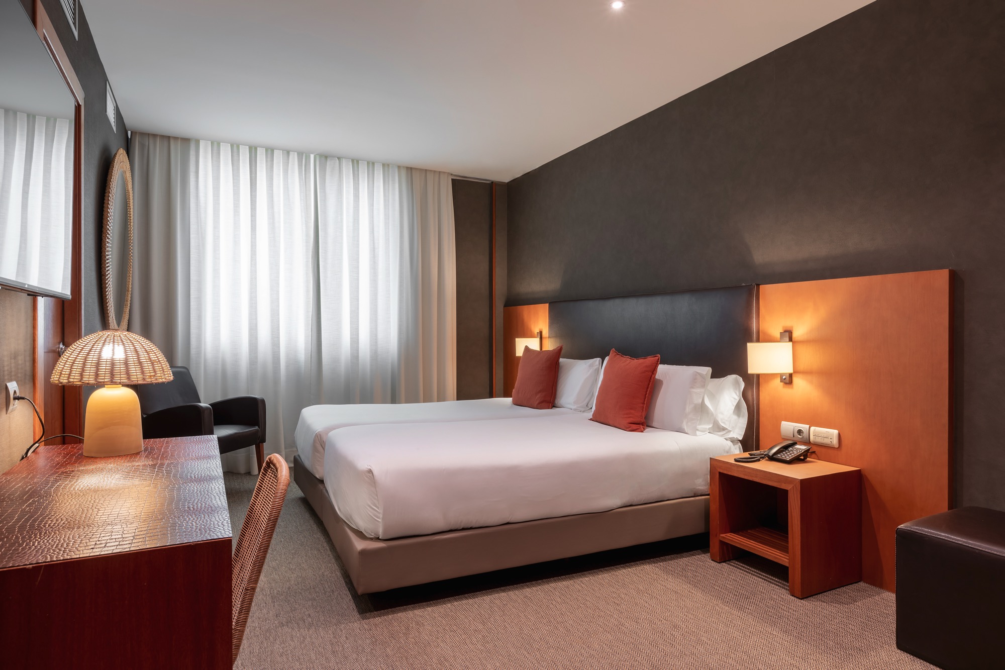 Double or Twin Standard