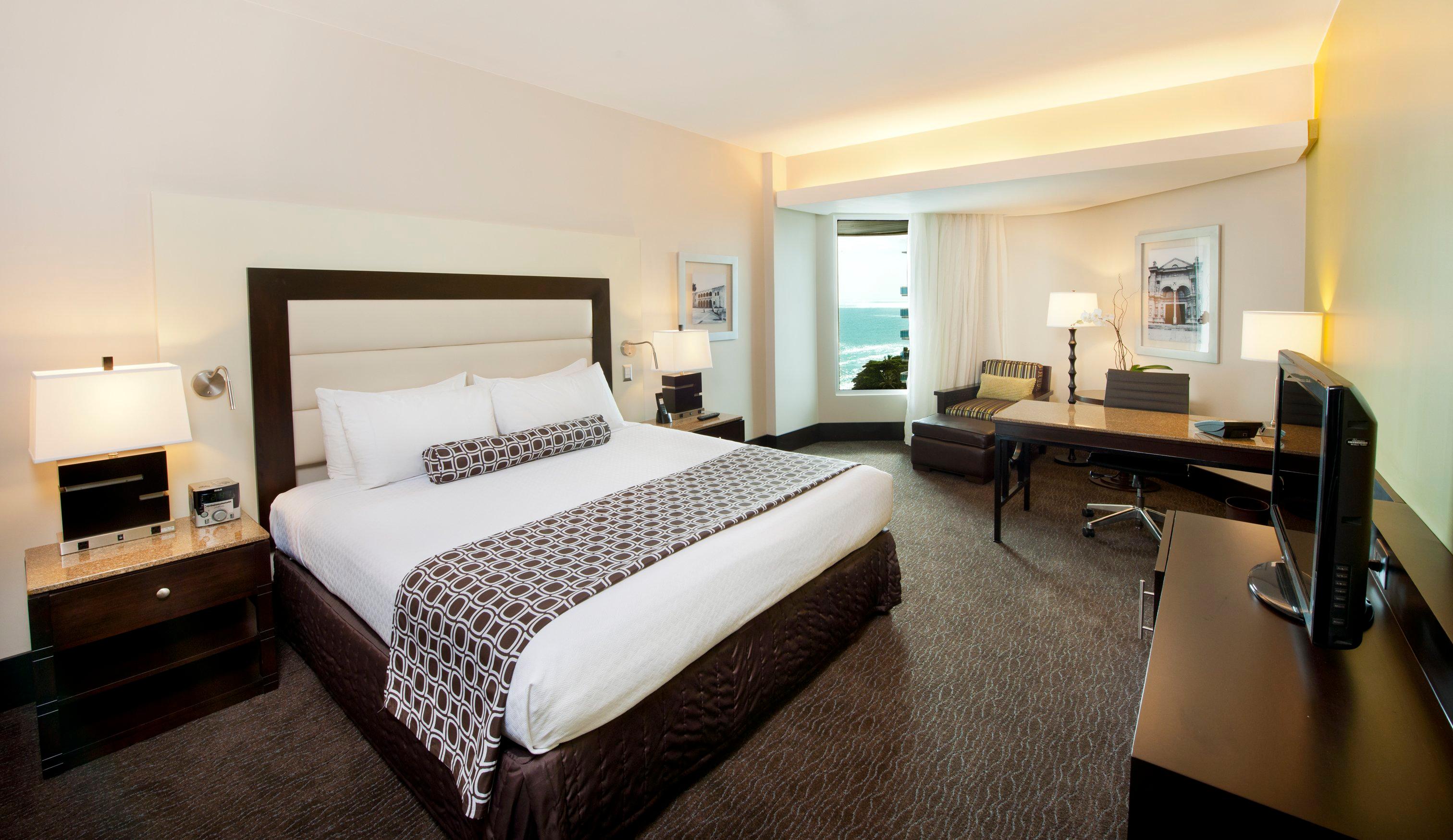 Double Club King Bed