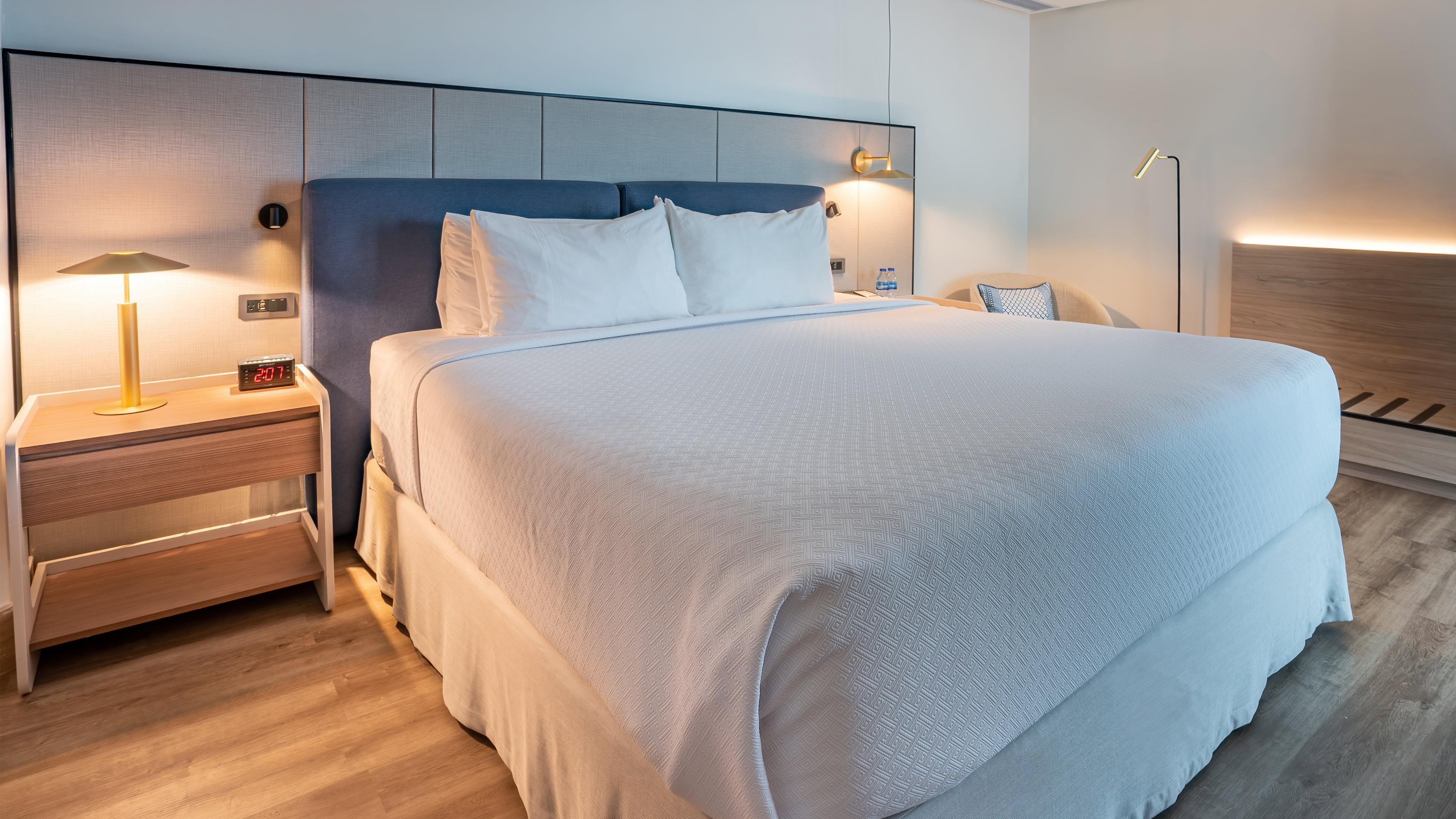 Junior Suite King Size Bed