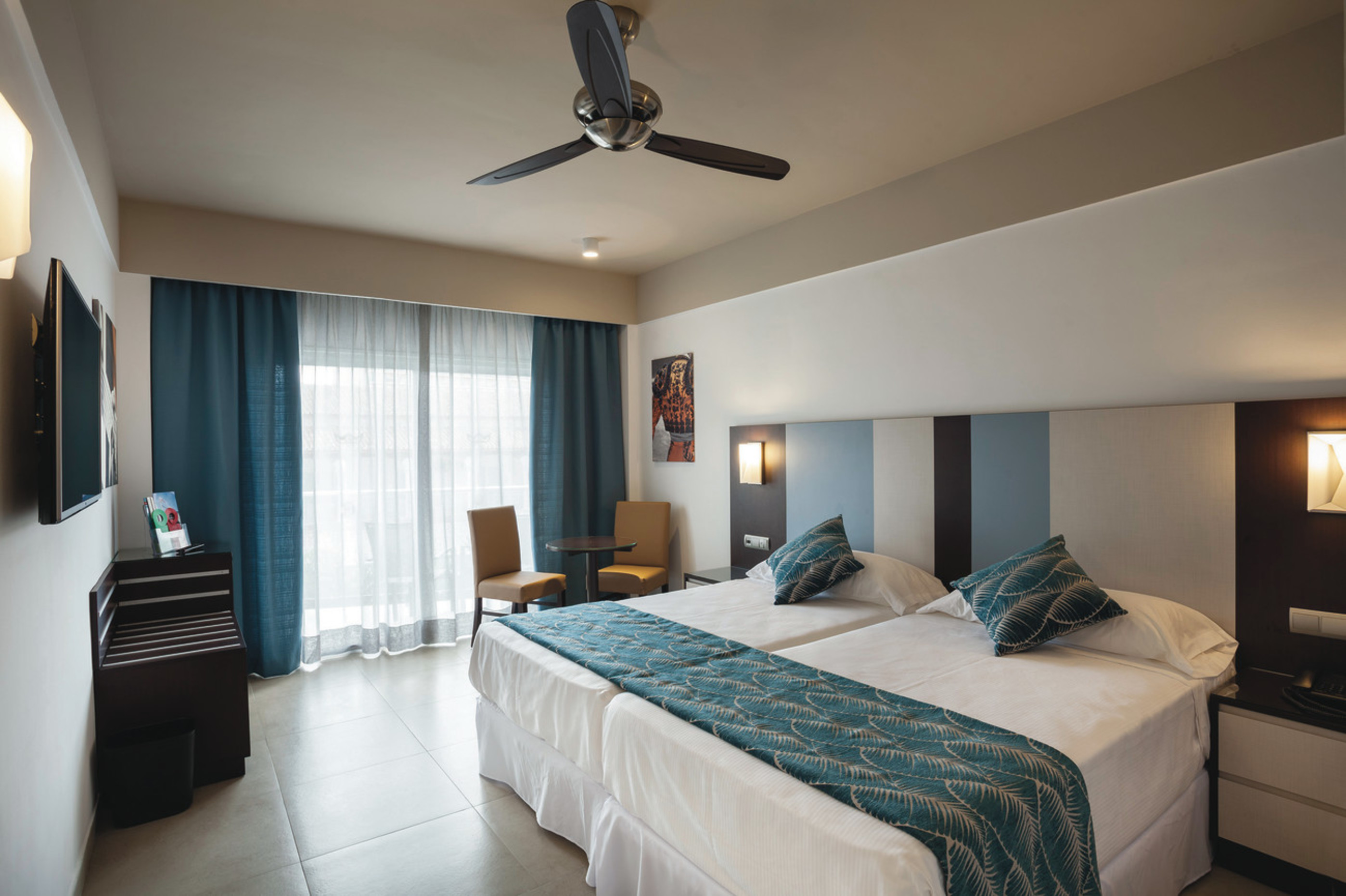 Double or Twin Standard