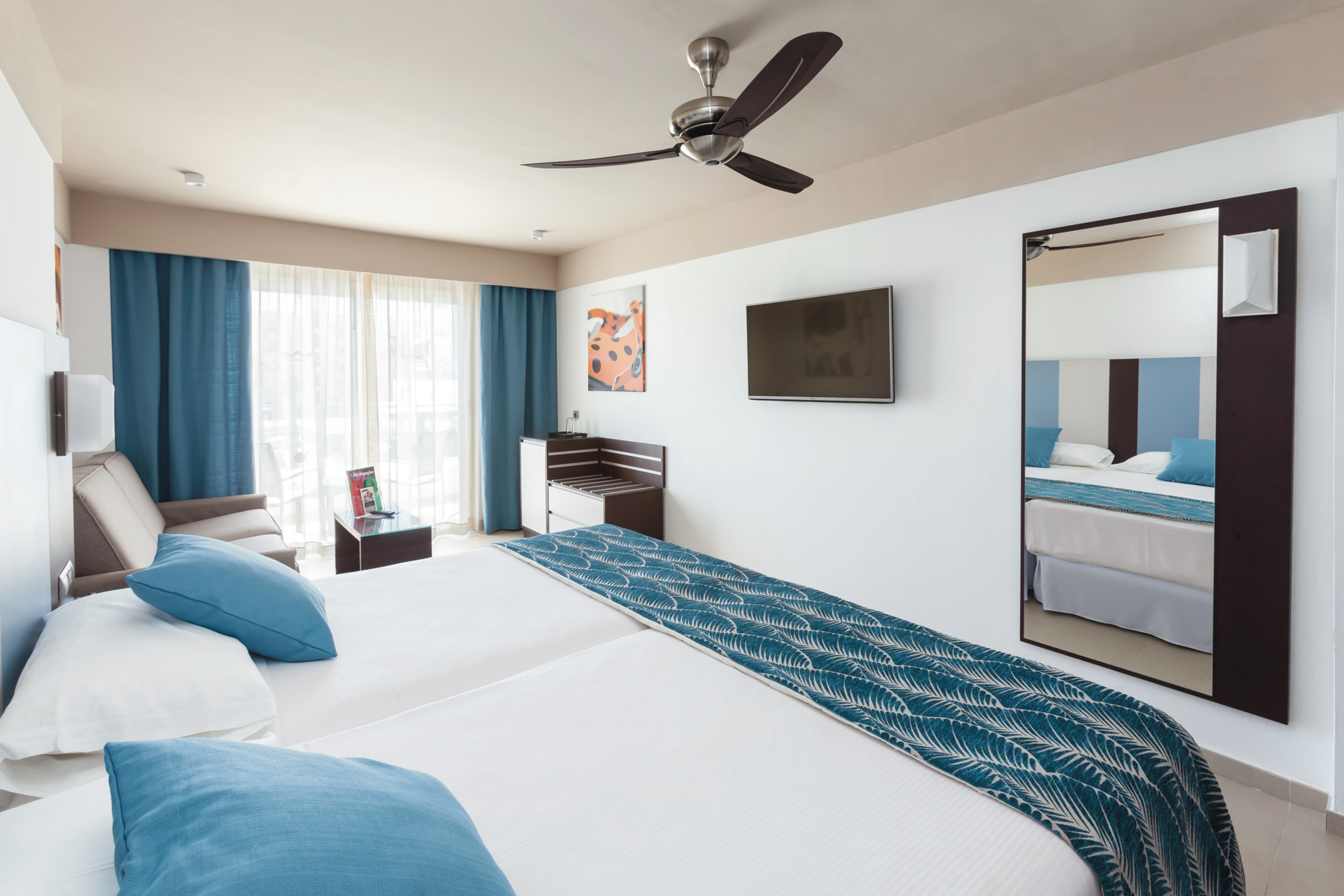 Double or Twin Superior Sea View