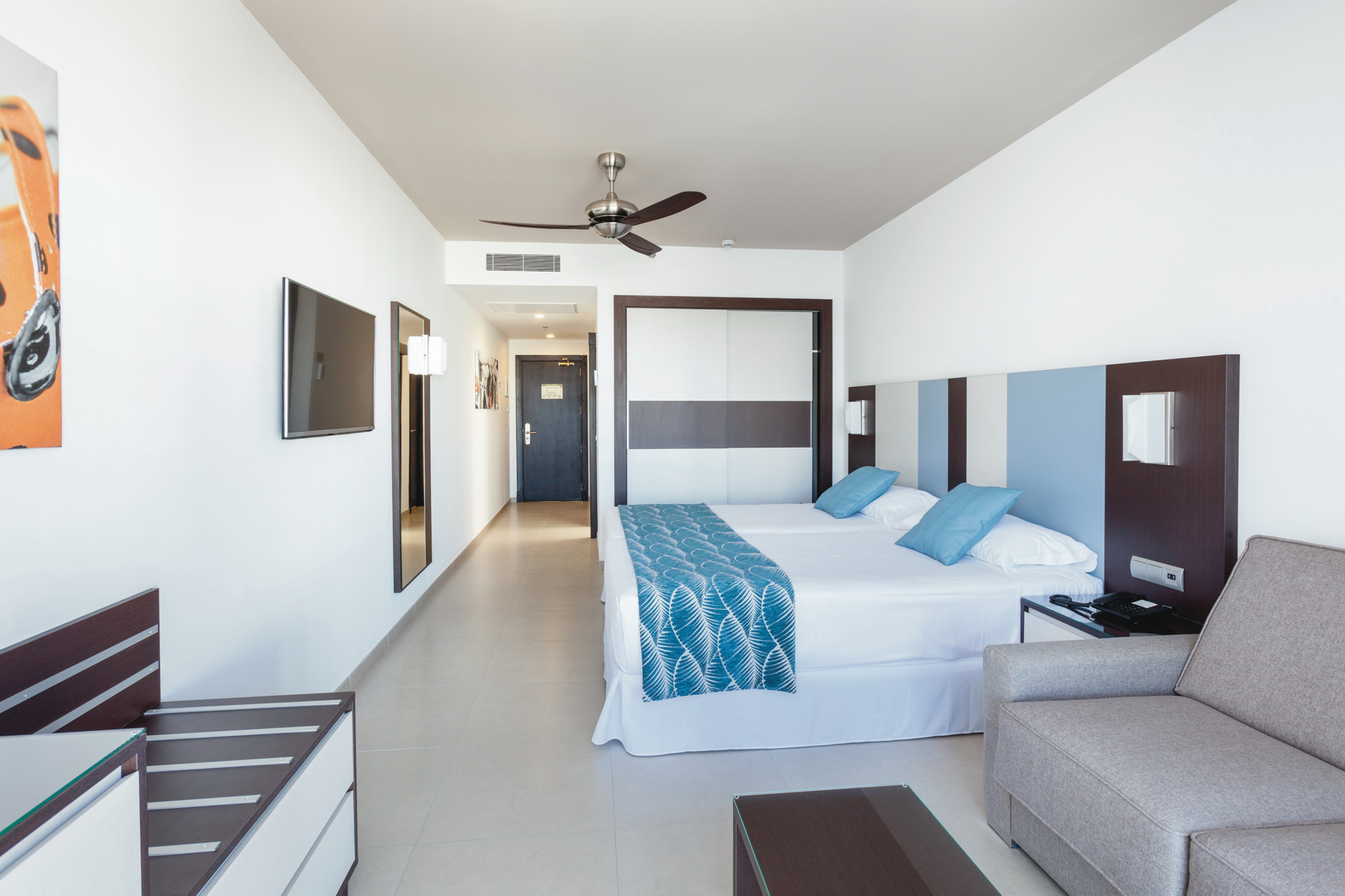 Double or Twin Superior Sea View