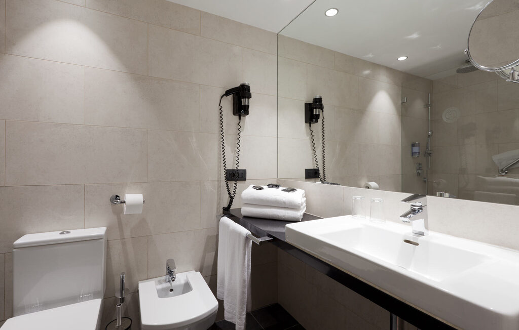 Double or Twin Deluxe