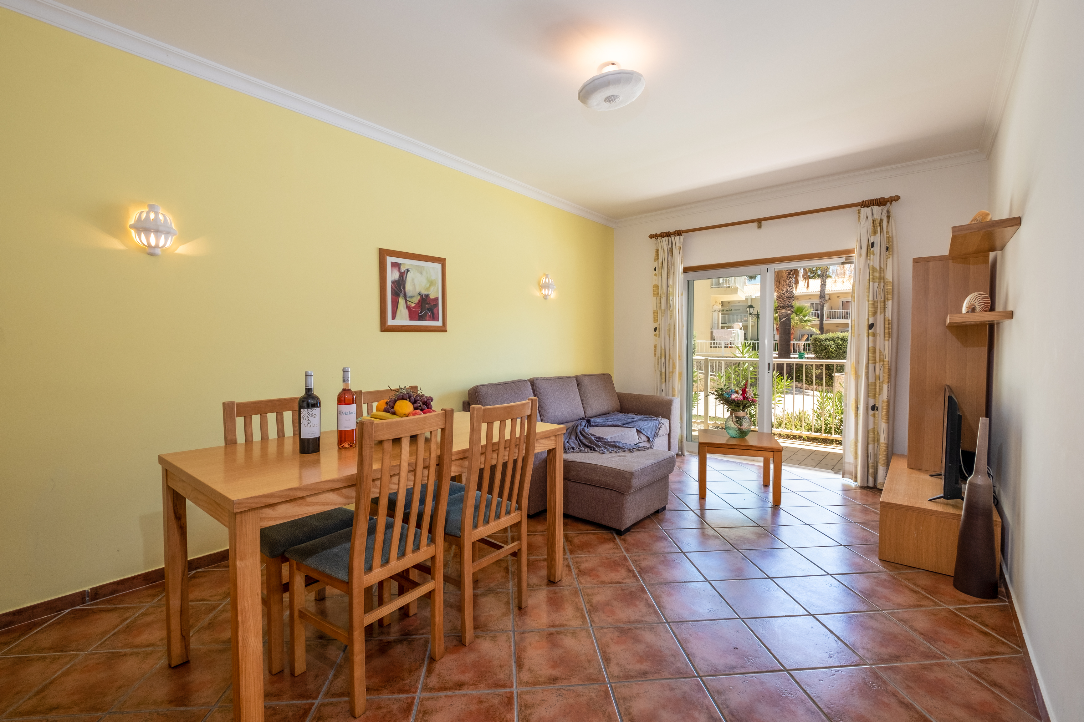 Apartment Pool View One Bedroom