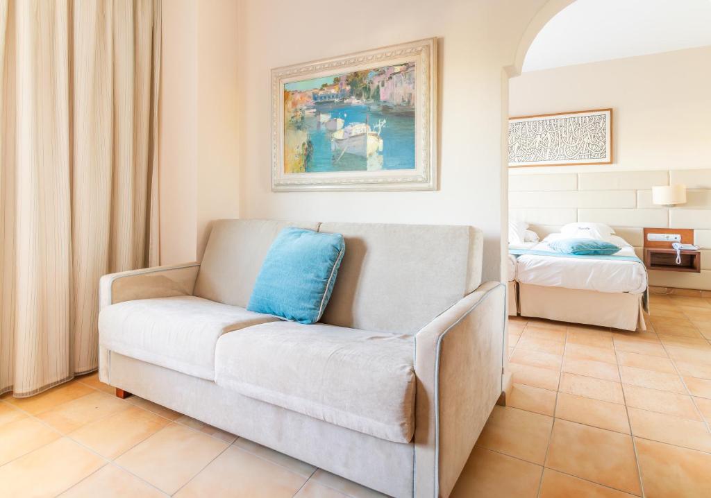 Junior Suite Side Sea View