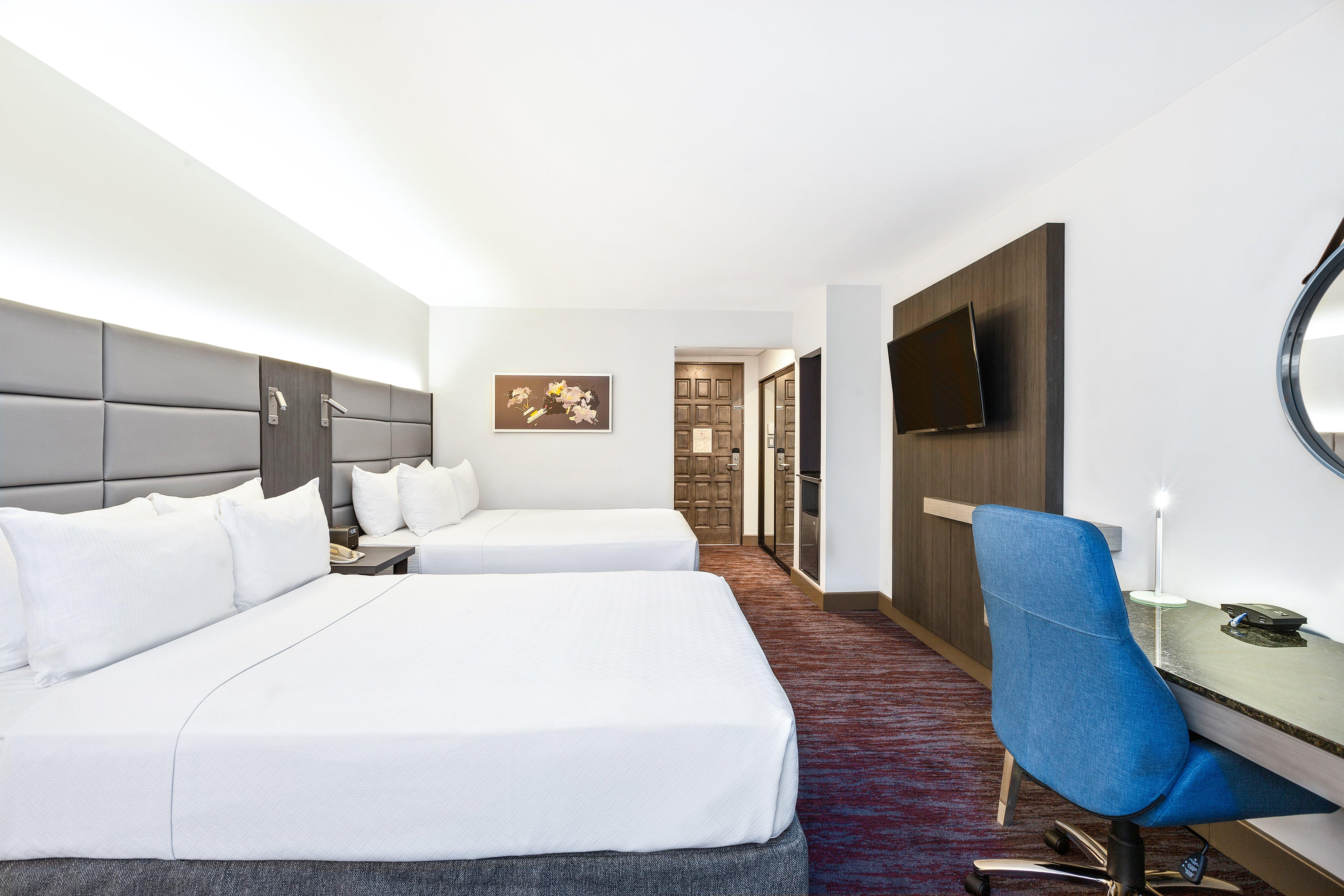 Double Deluxe Two Beds