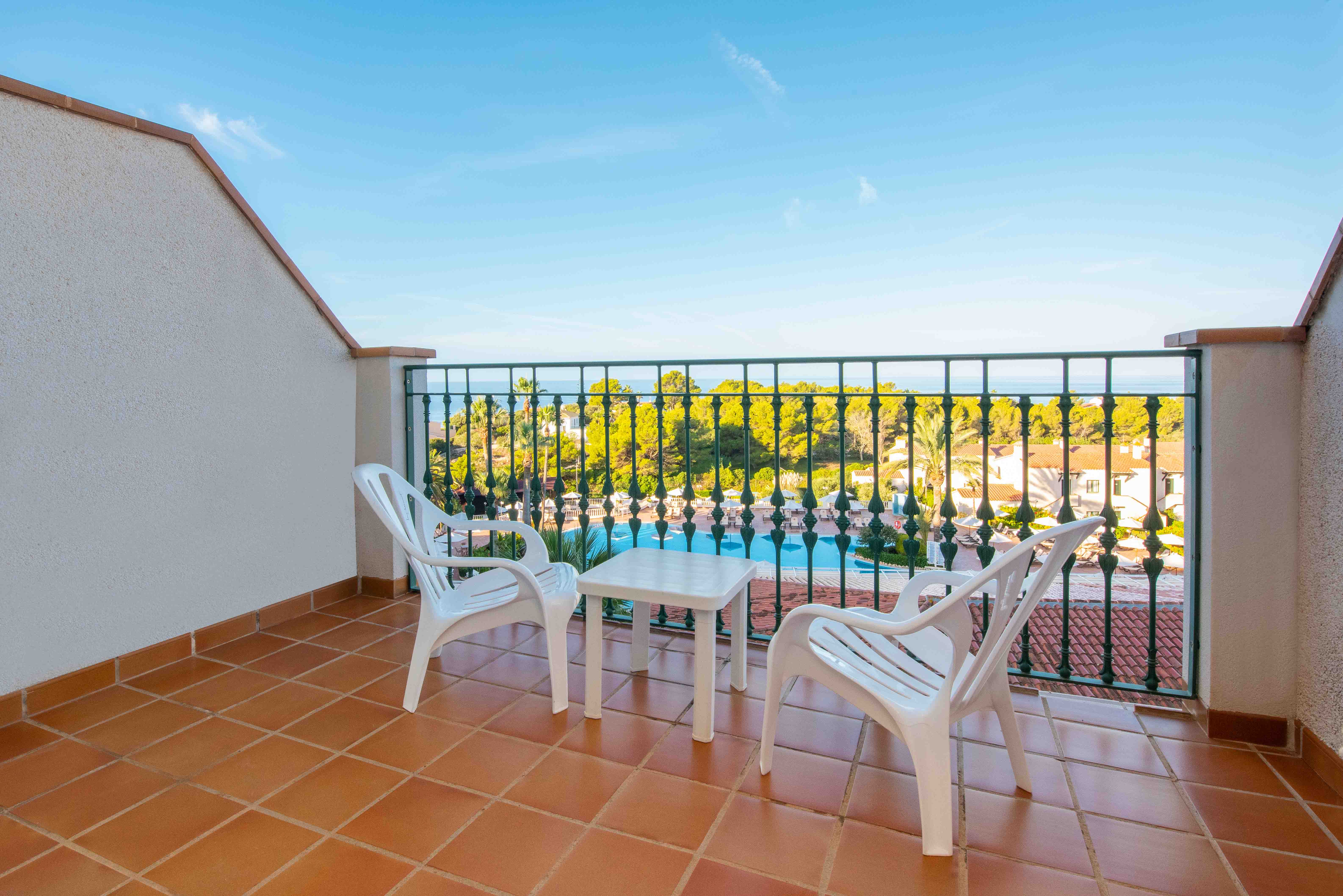 Double or Twin Sea View