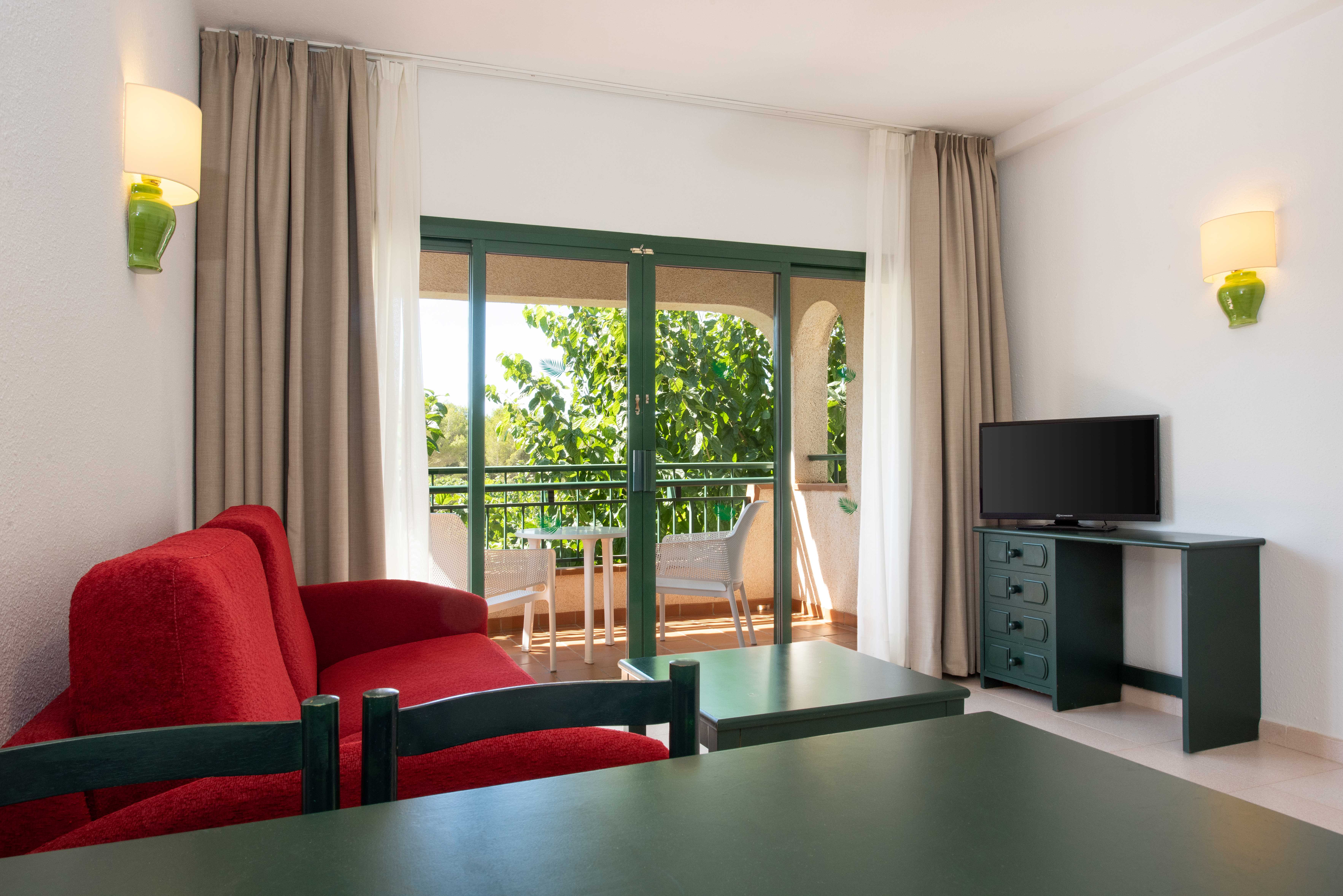 Apartment Capacity 4