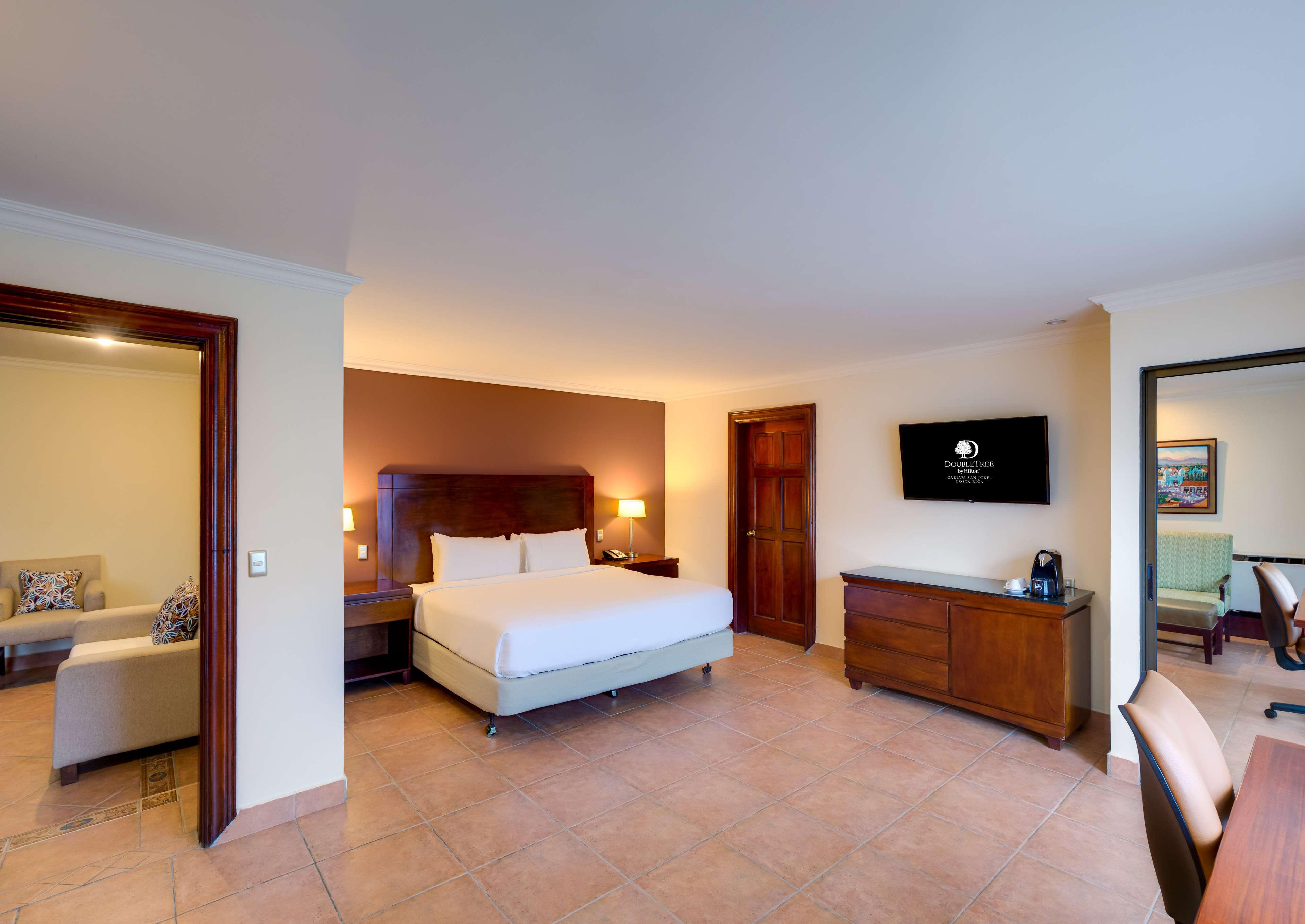 Junior Suite King Size Bed