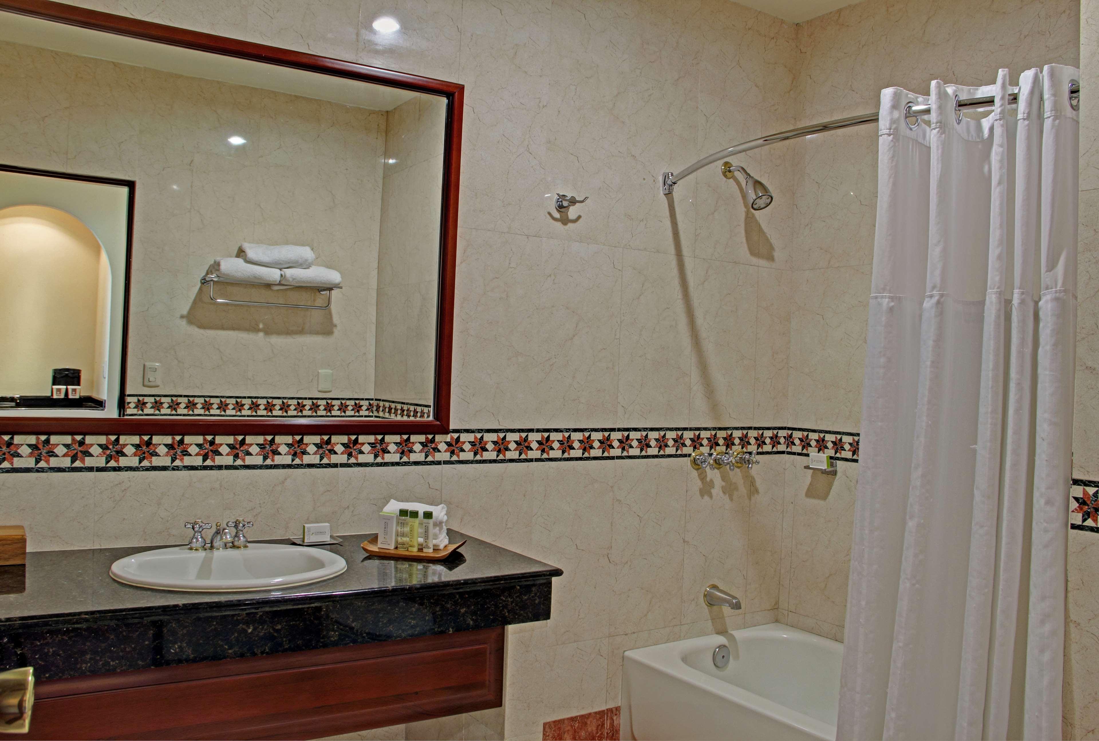 Room Executive King Bed