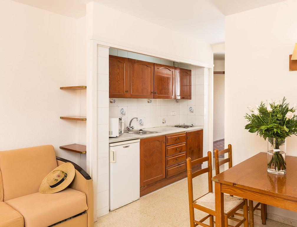 Apartment Capacity 3