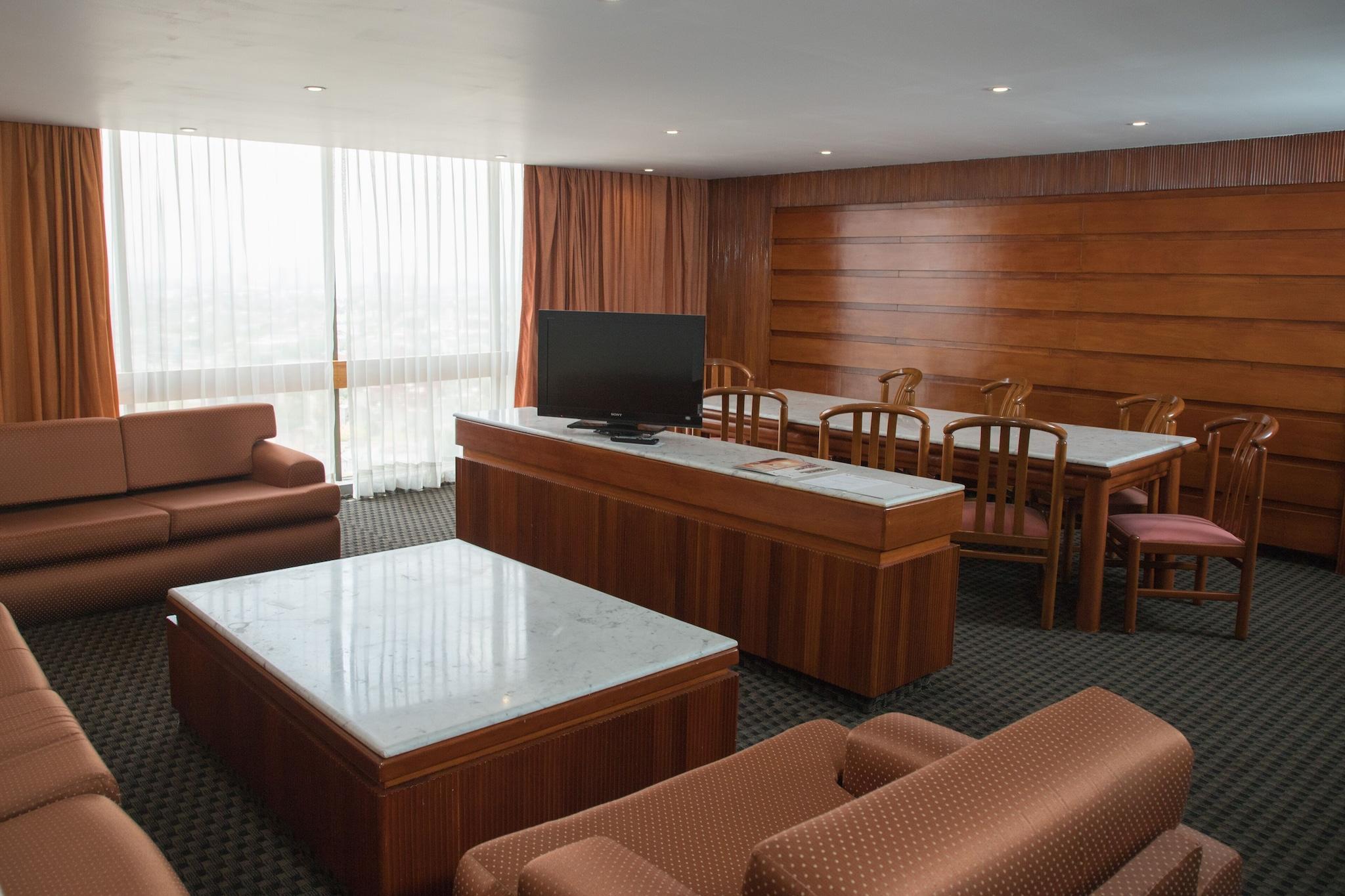 Suite Superior City View