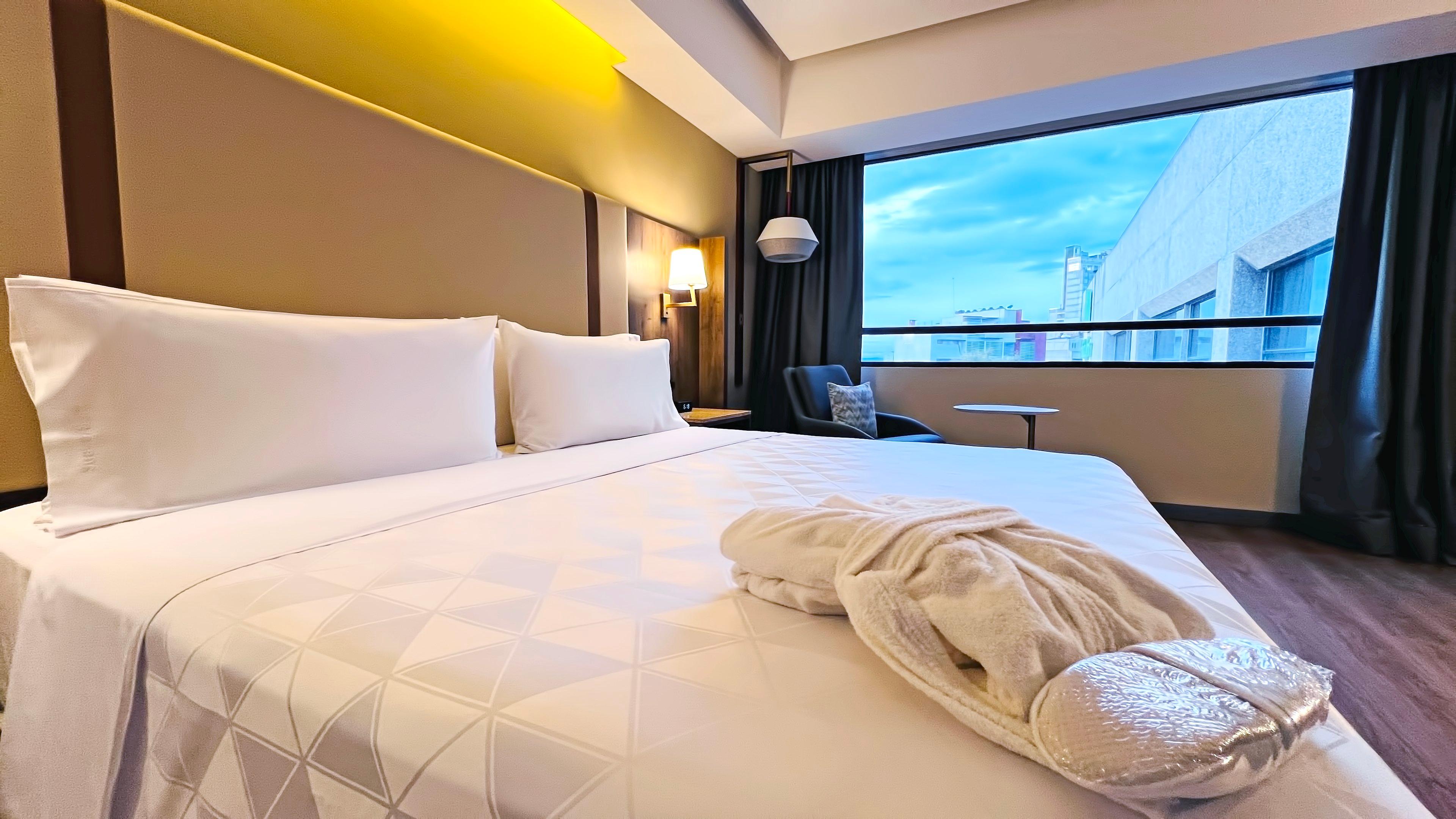 Double Premium King Bed