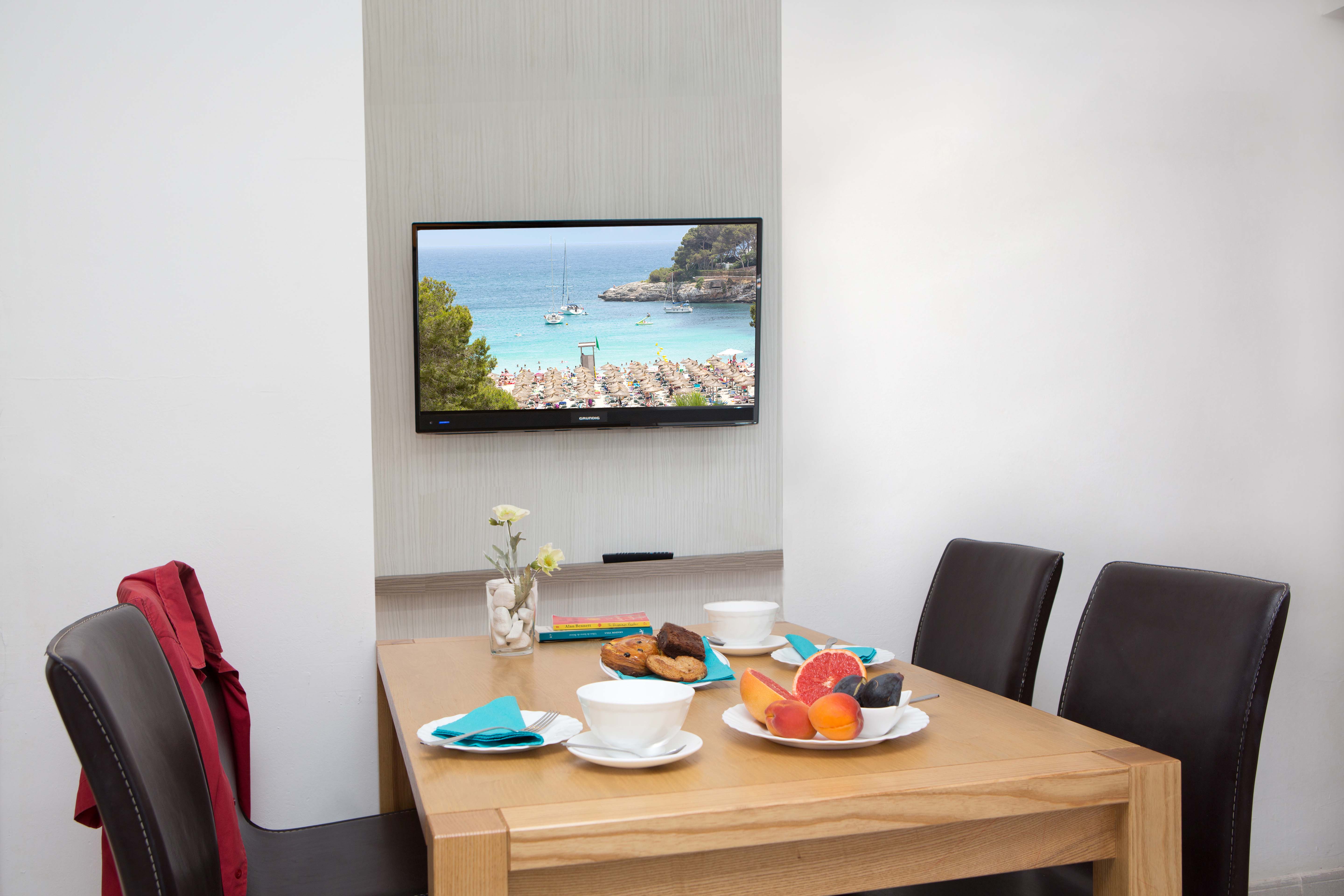 Apartment Capacity 5 Two Bedrooms