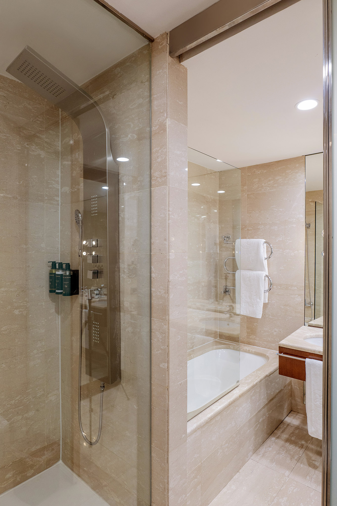 Junior Suite Standard