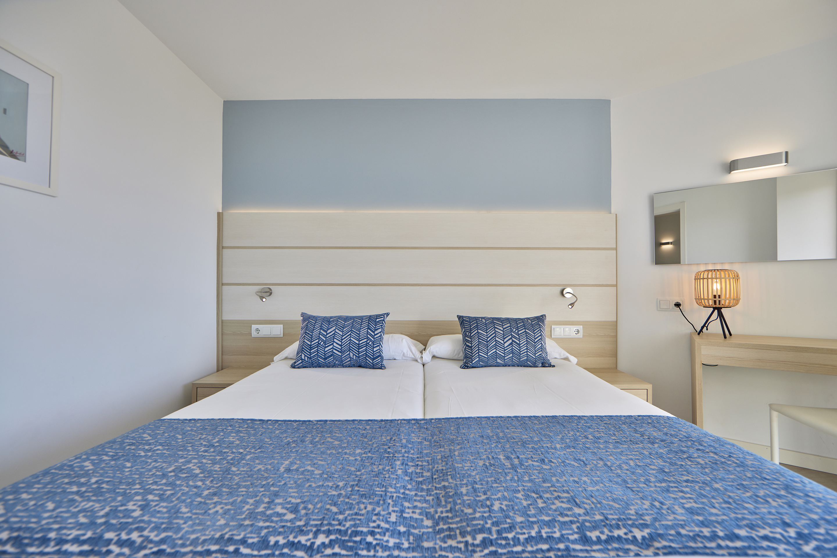 Junior Suite with Balcony