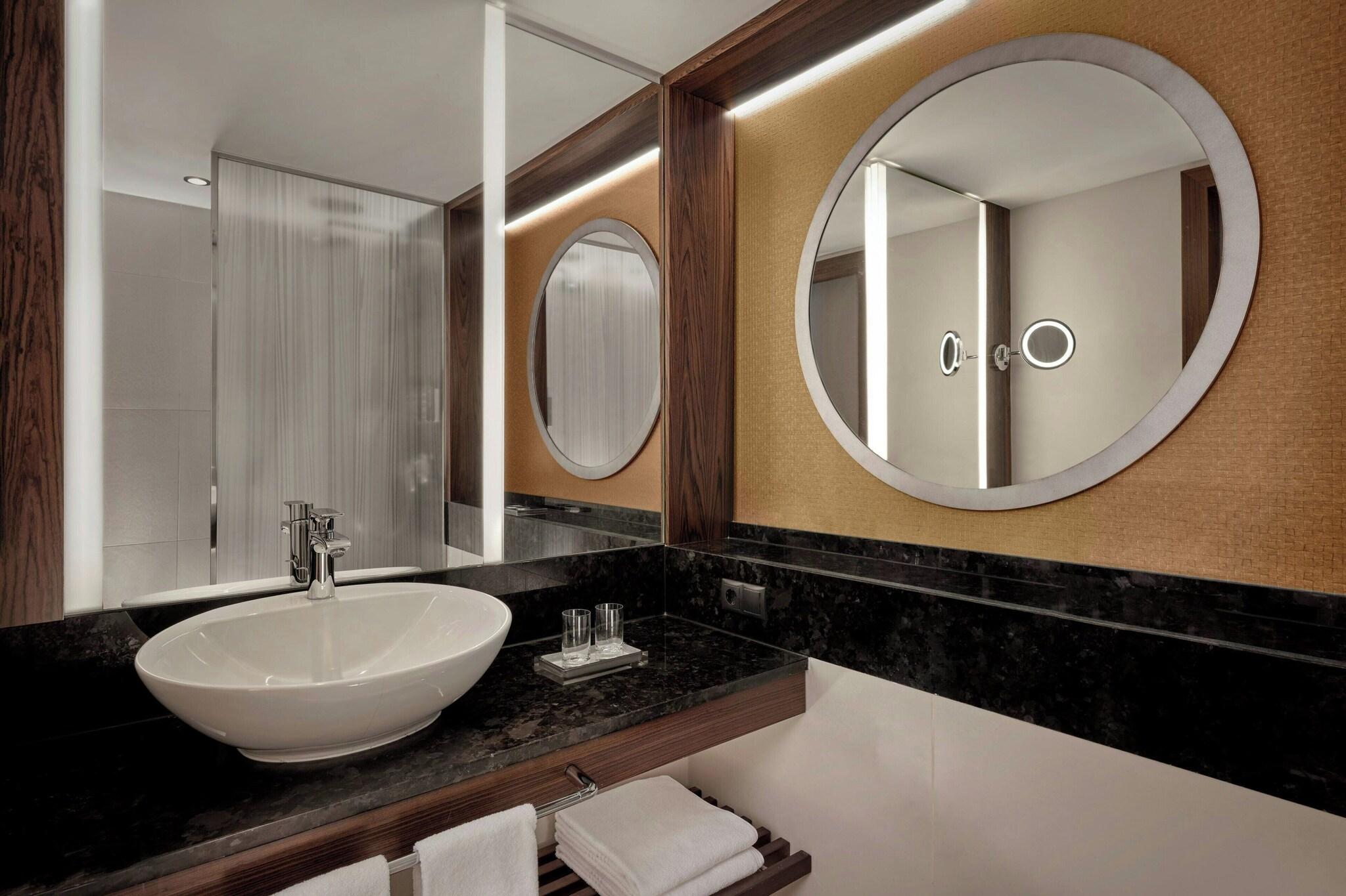 Double Superior with Balcony