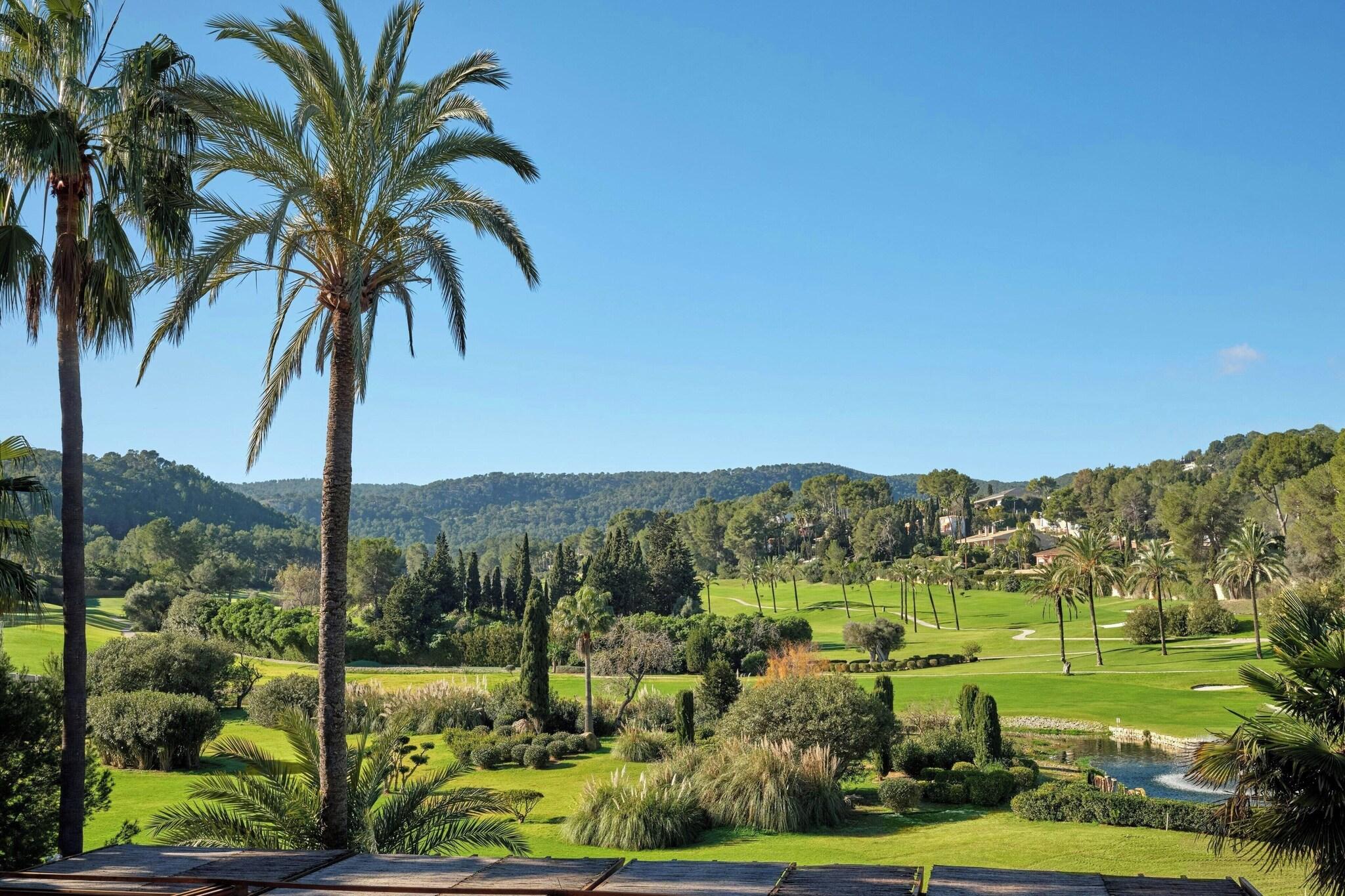 Double Superior King Bed