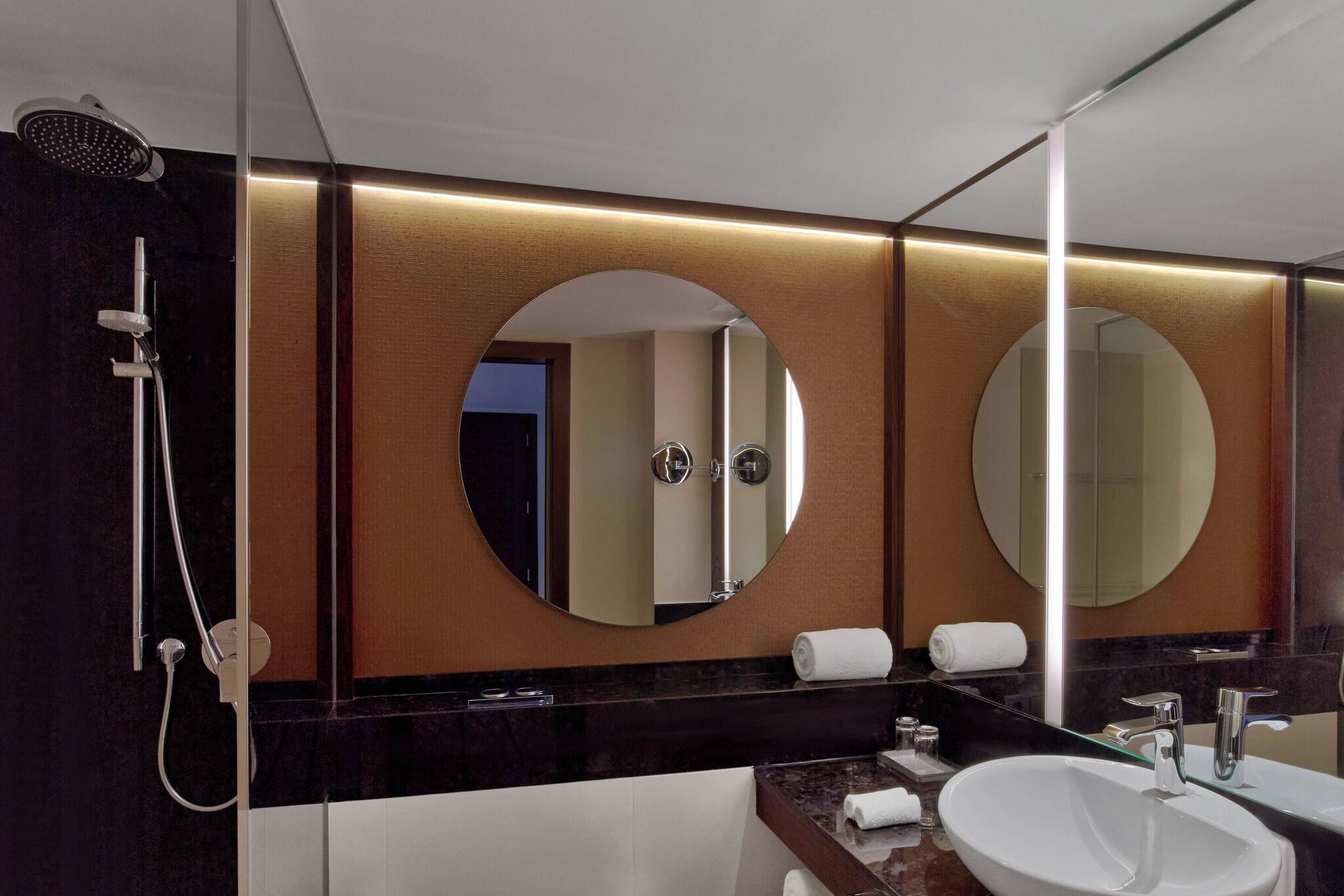 Double Superior with Views